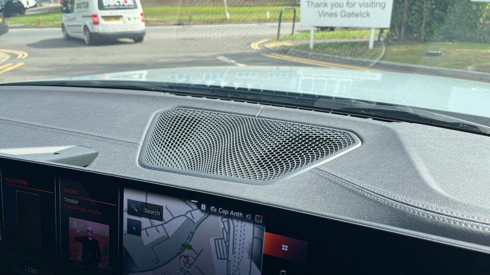 BMW i4 view 51