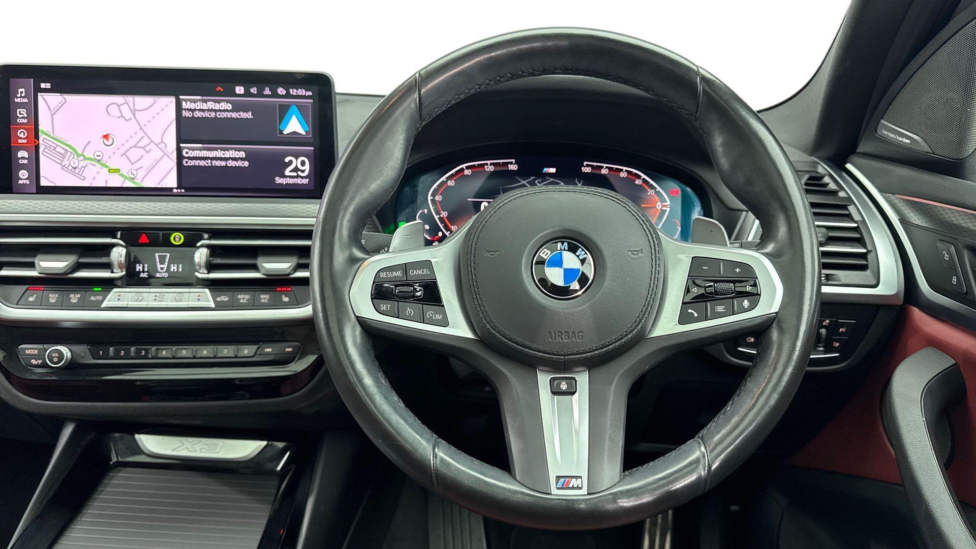 BMW X3 view 5