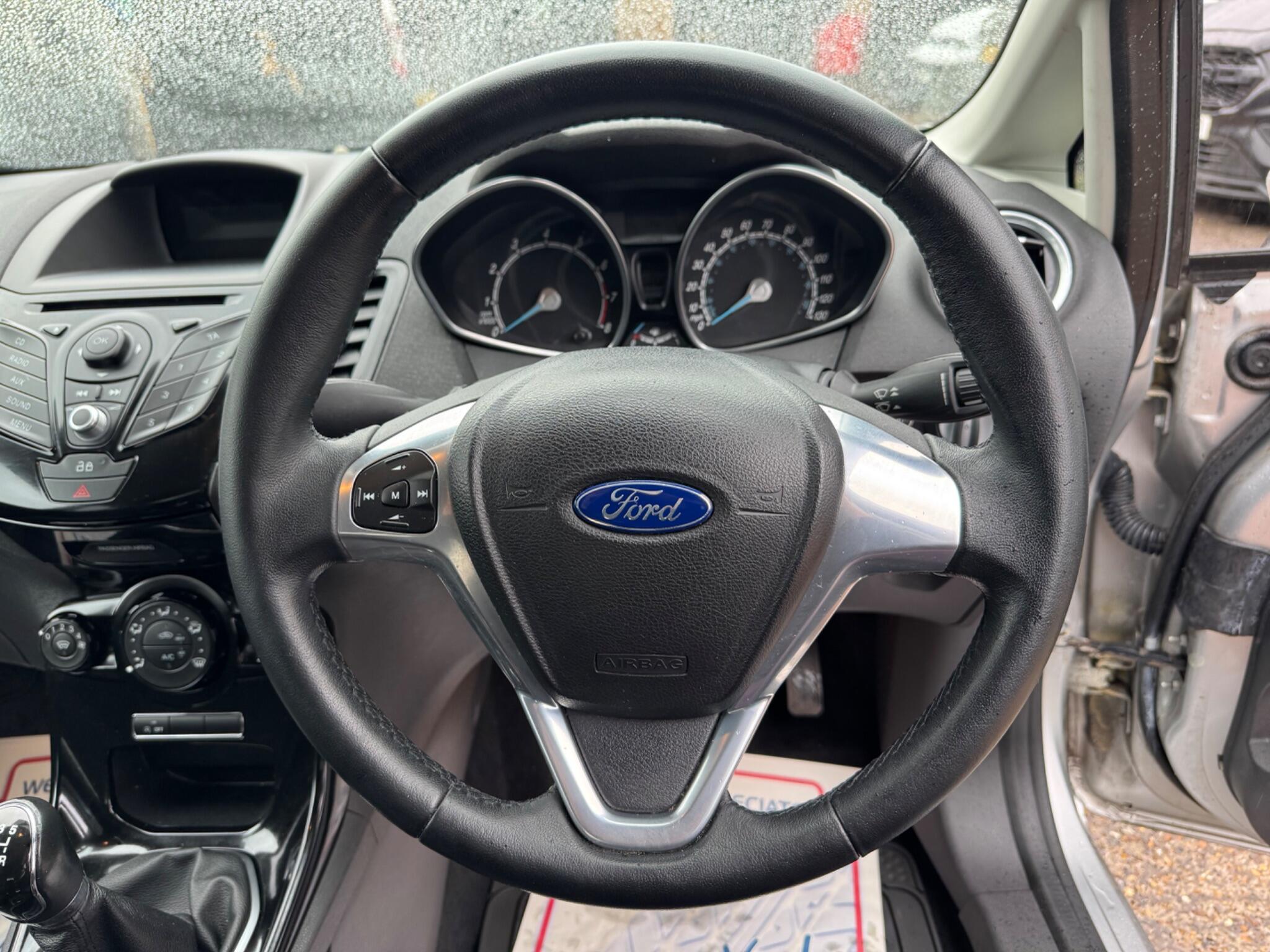 Ford Fiesta view 30