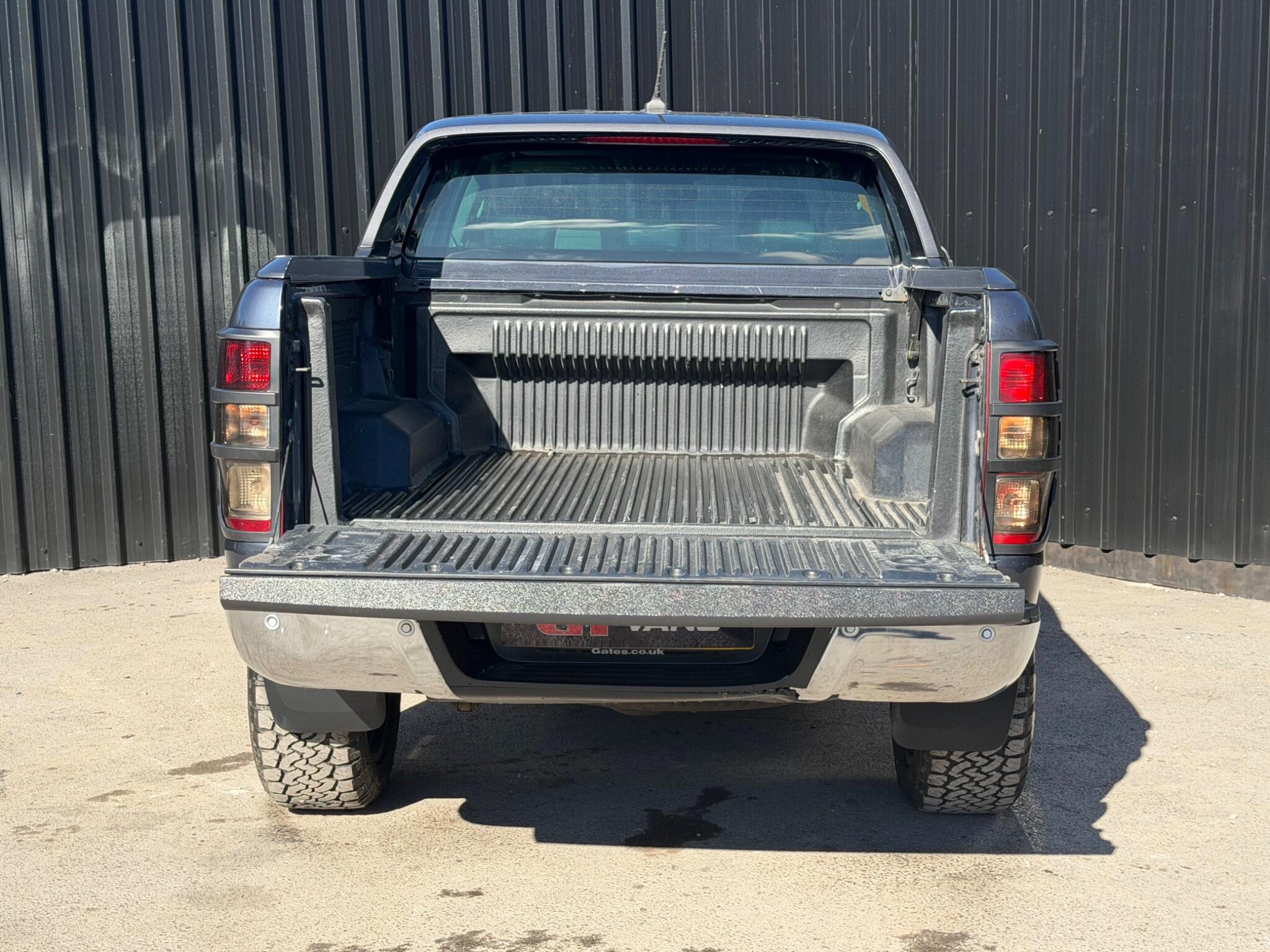 Ford Ranger view 14