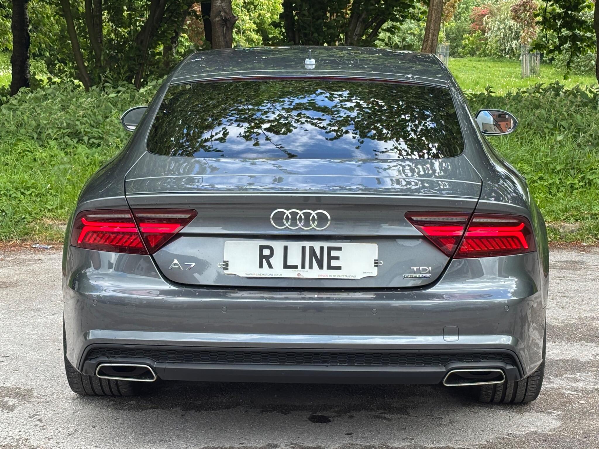 Audi A7 view 11