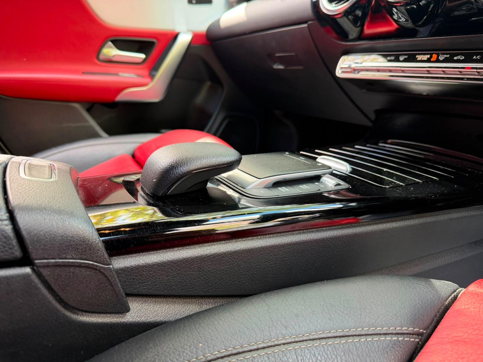 Mercedes-Benz Cla view 20