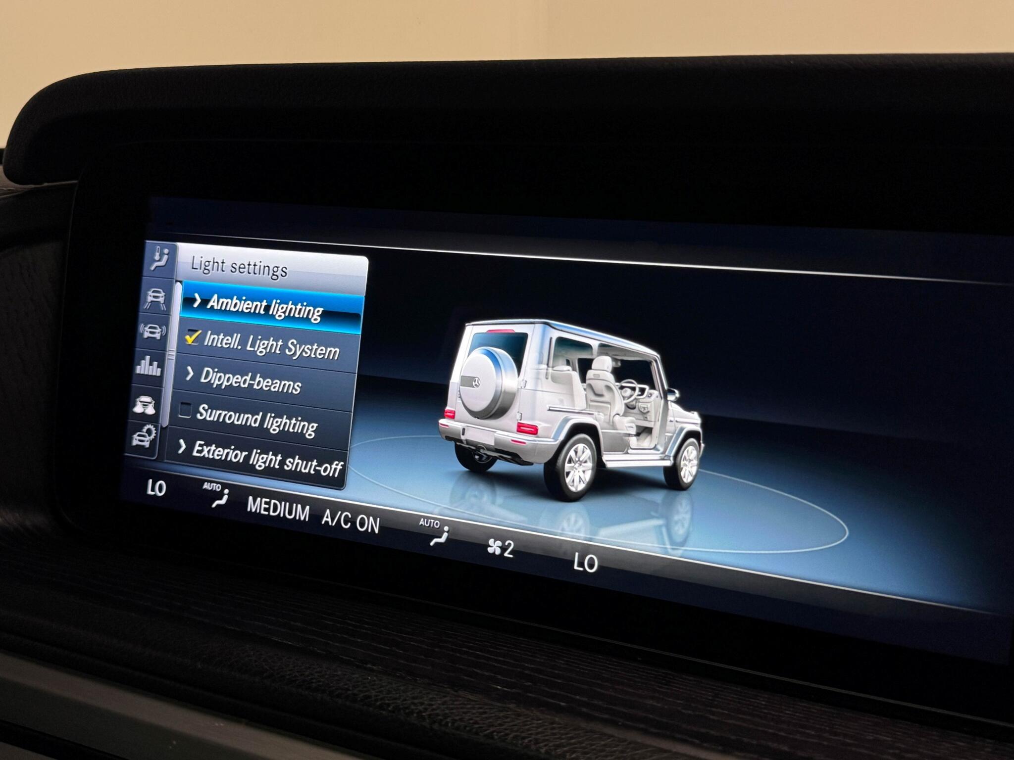 Mercedes-Benz G-Class view 55