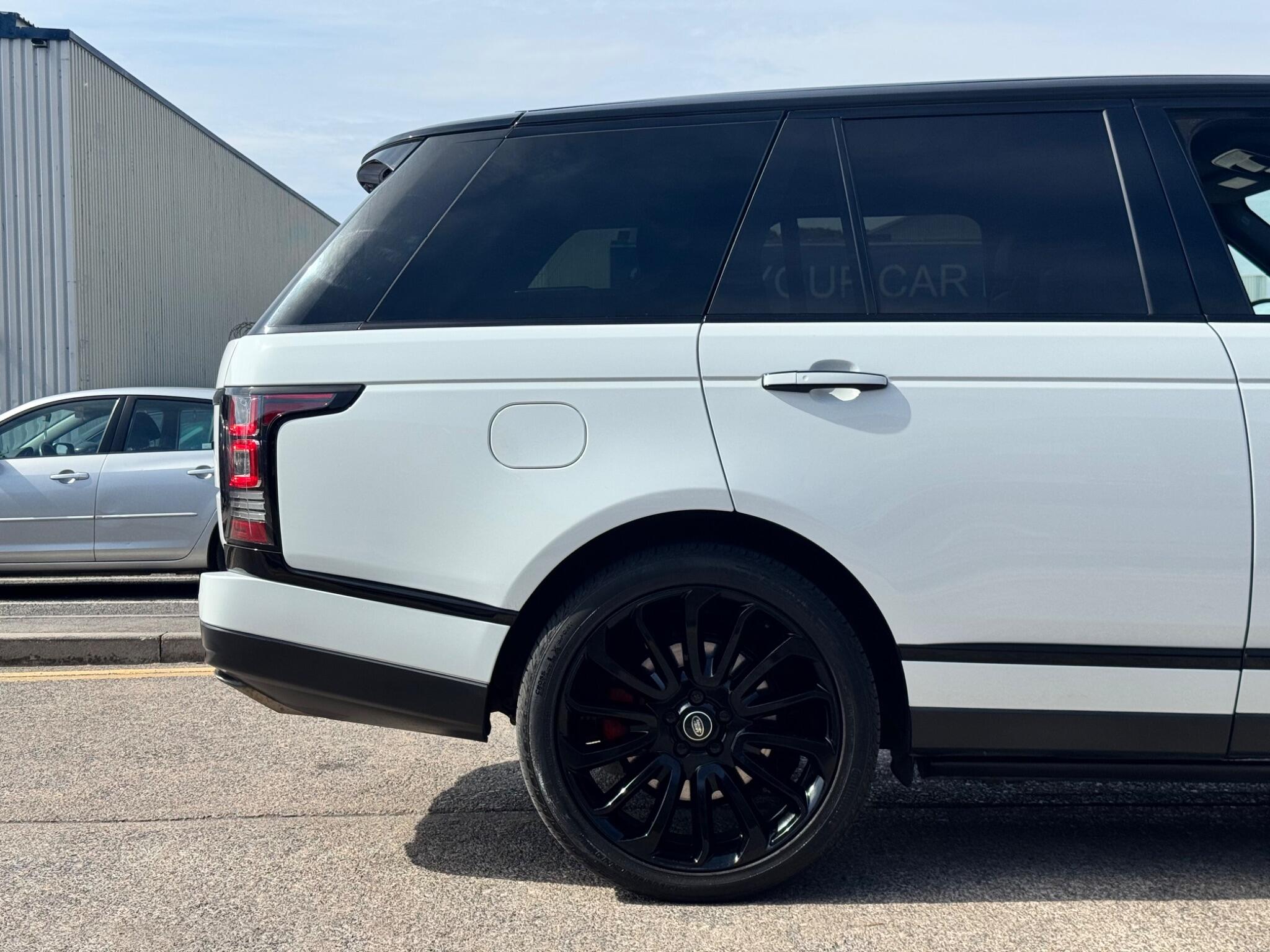 Land Rover Range Rover view 66