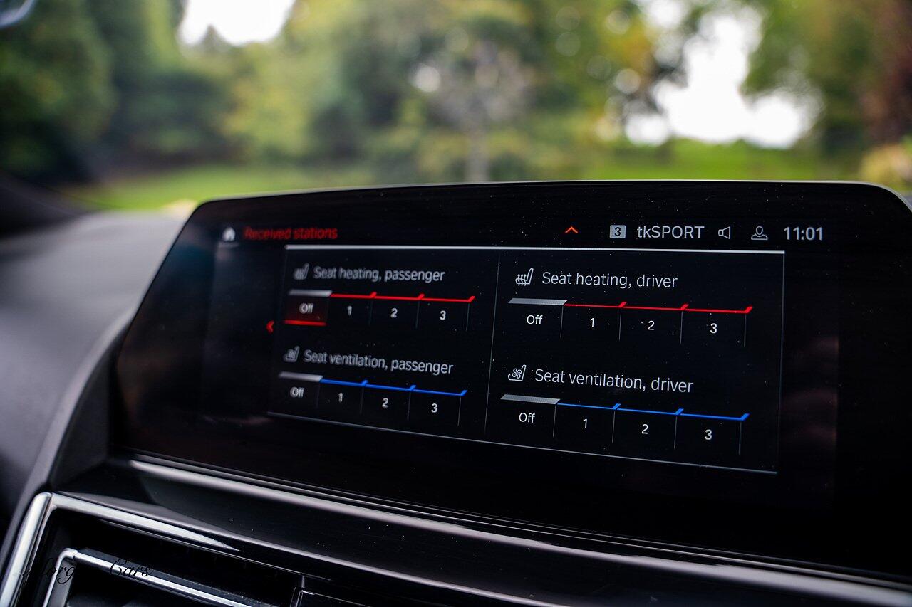 BMW 8 Series view 66
