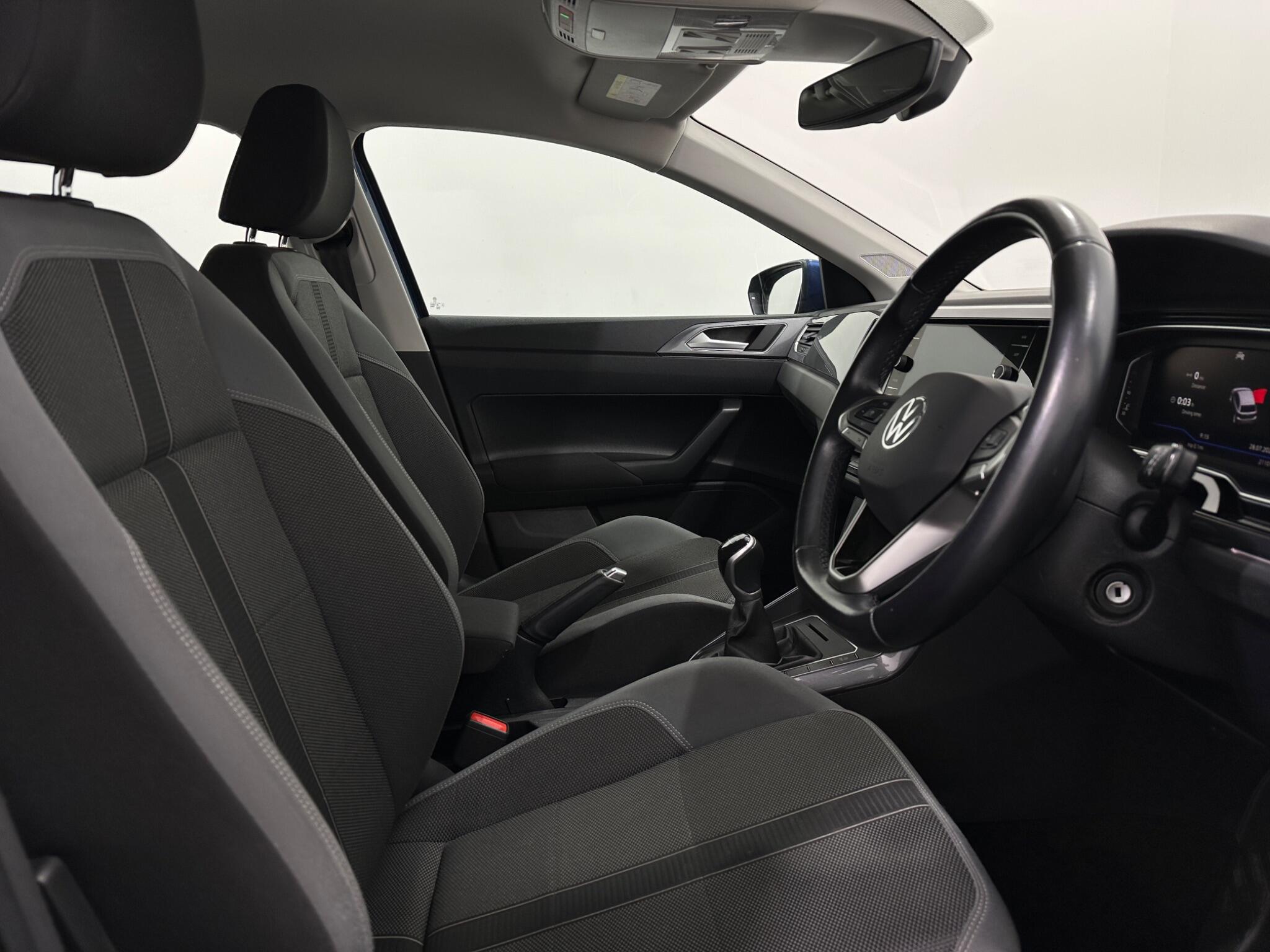 Volkswagen Polo view 32