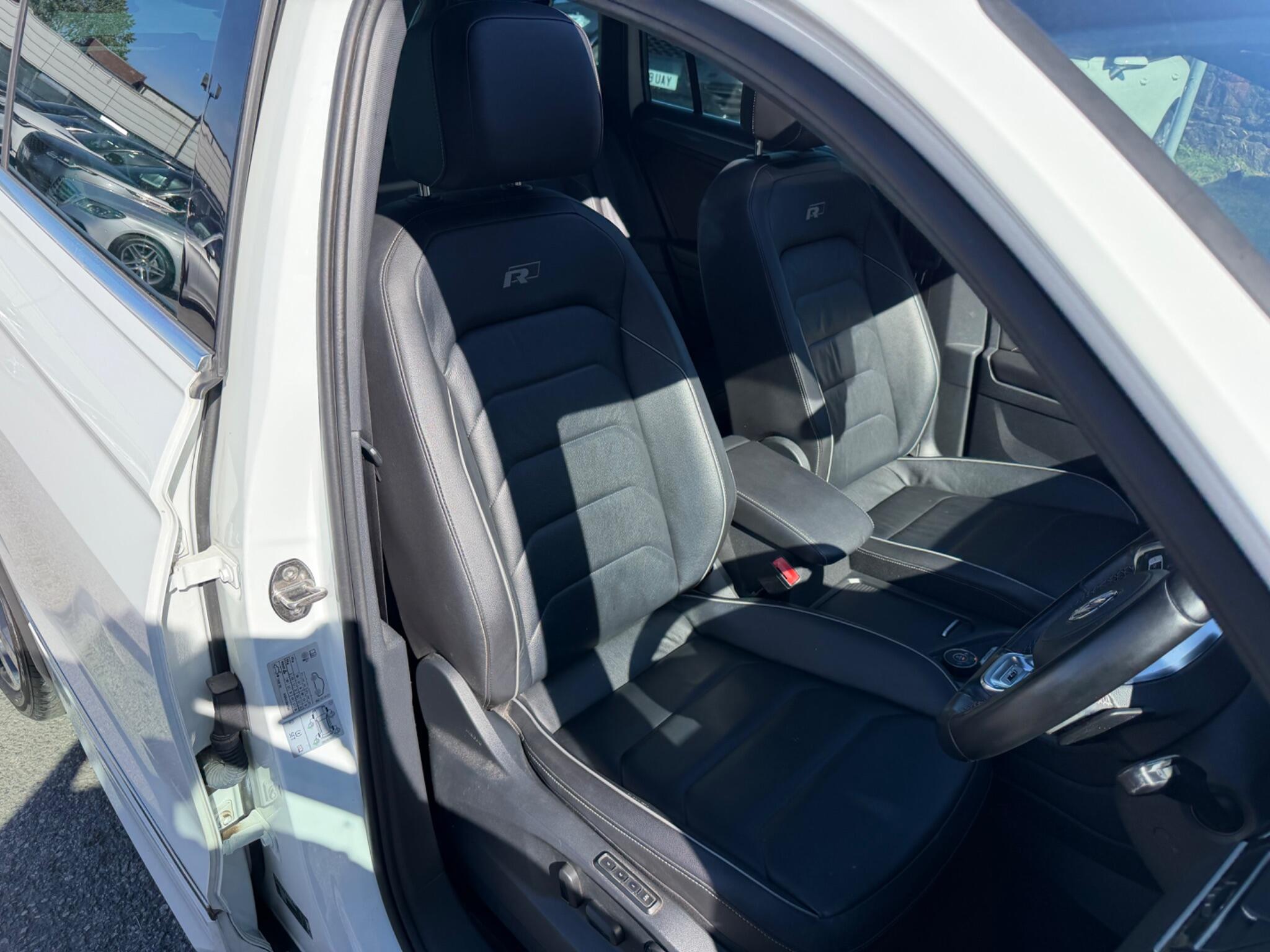 Volkswagen Tiguan view 18