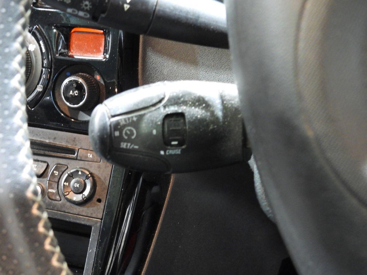 Citroen C3 Picasso view 35
