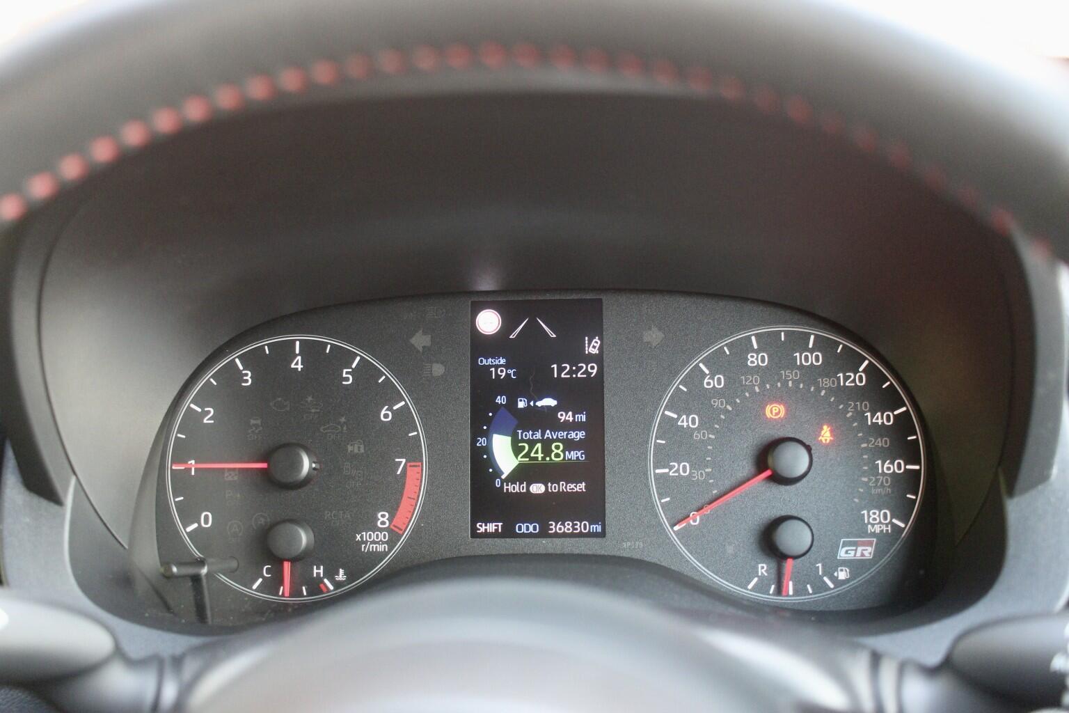Toyota Yaris view 22