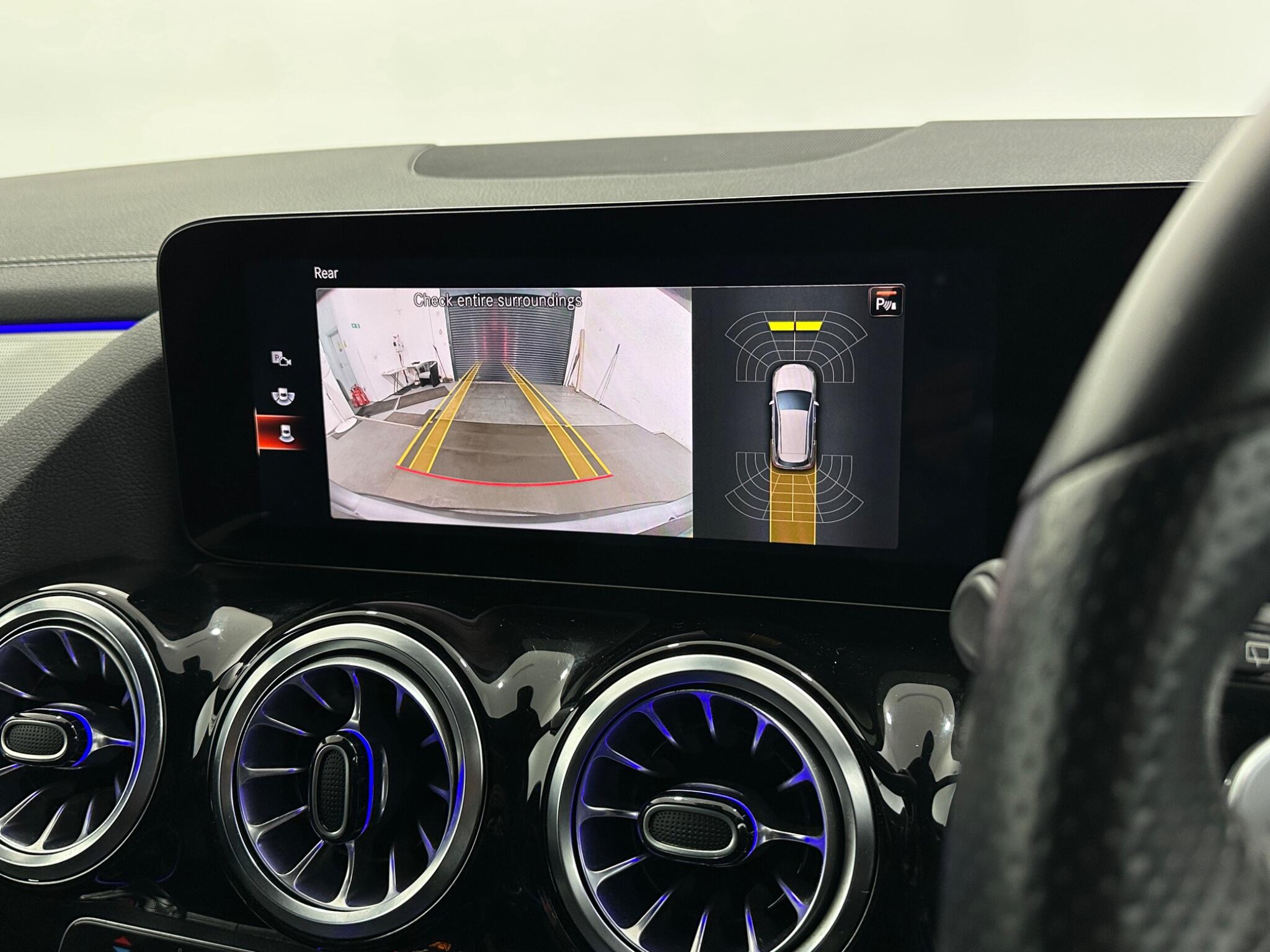 Mercedes-Benz B-Class view 25