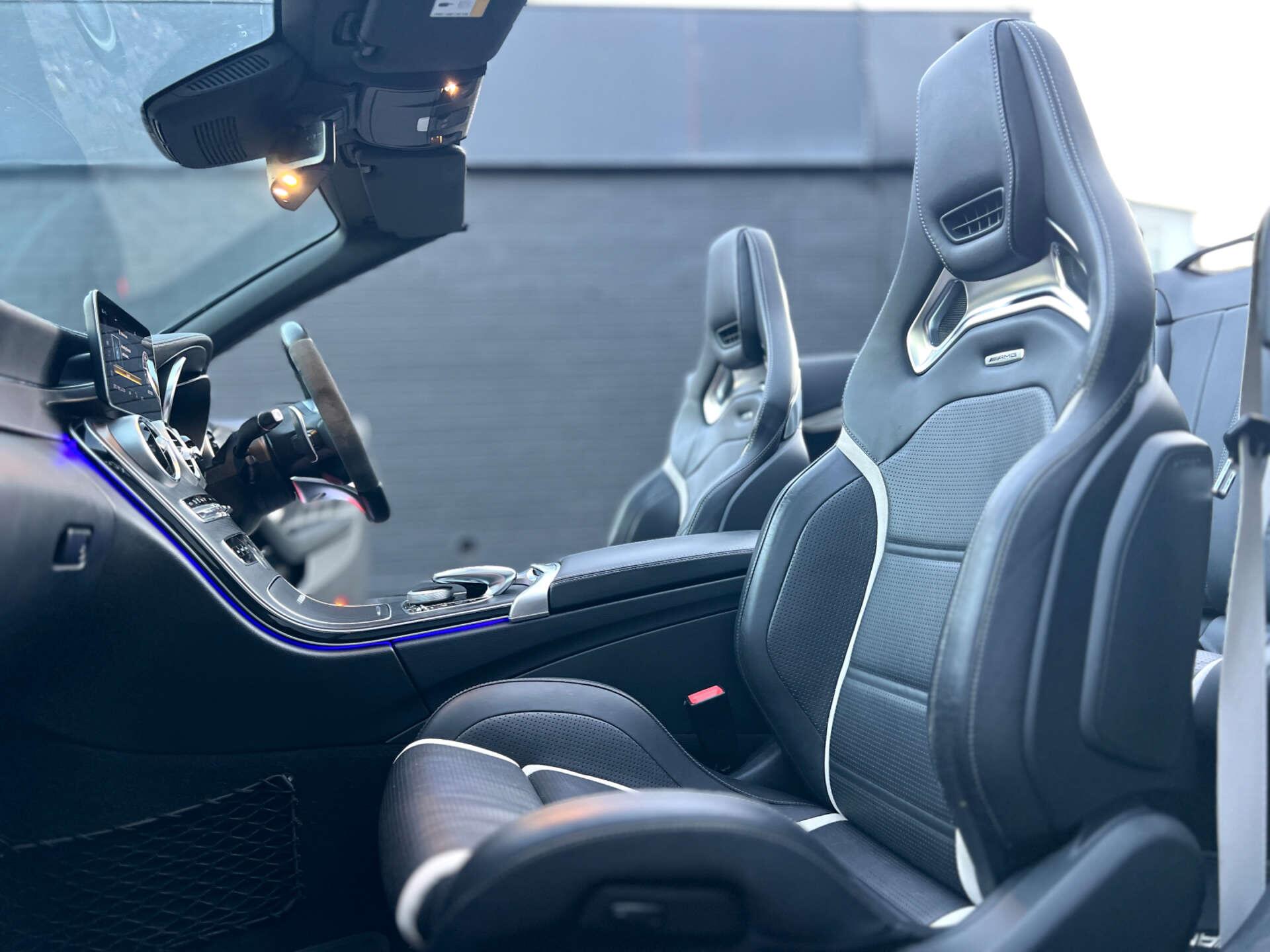Mercedes-Benz C Class view 13