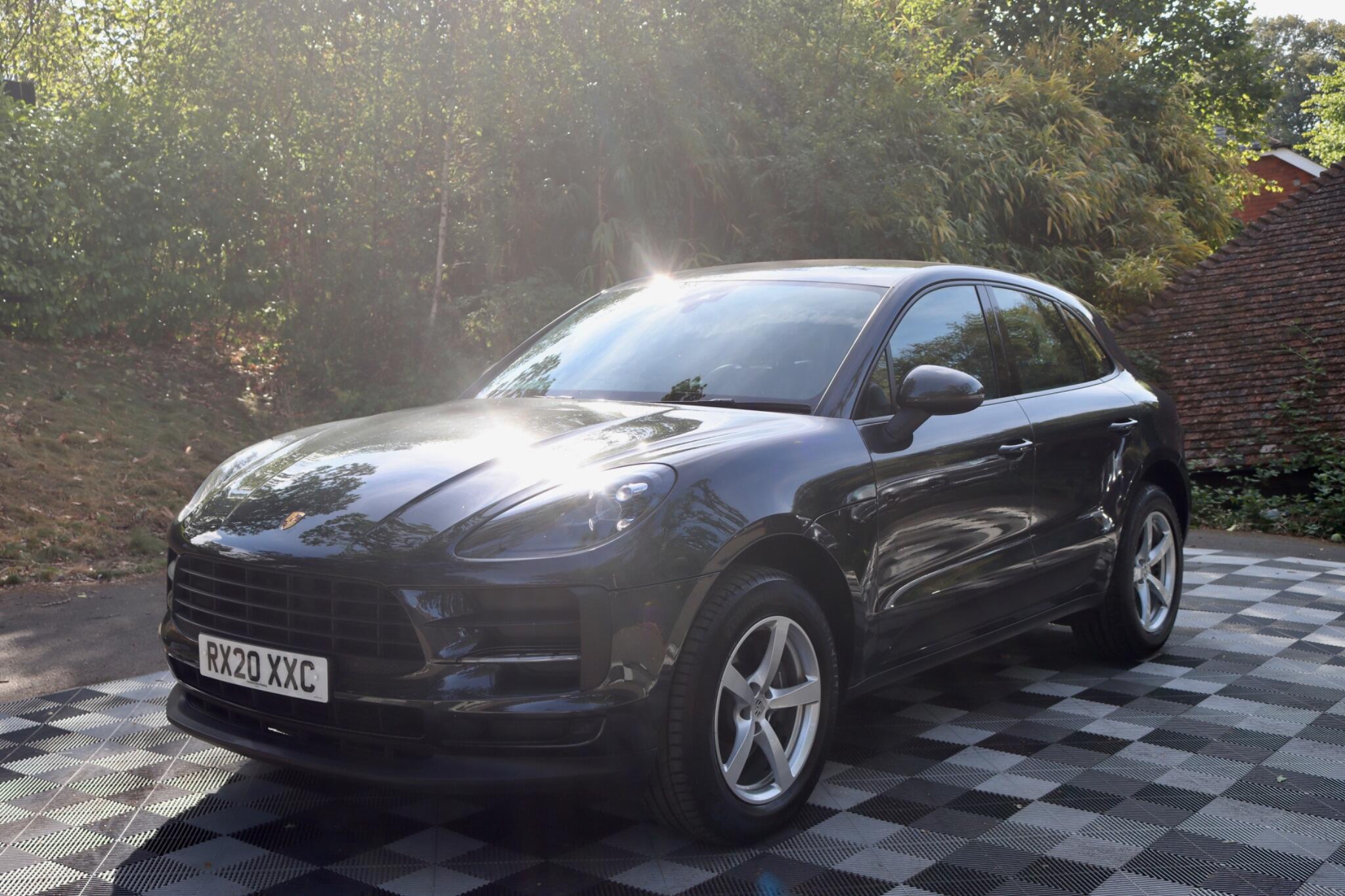 Porsche Macan view 15