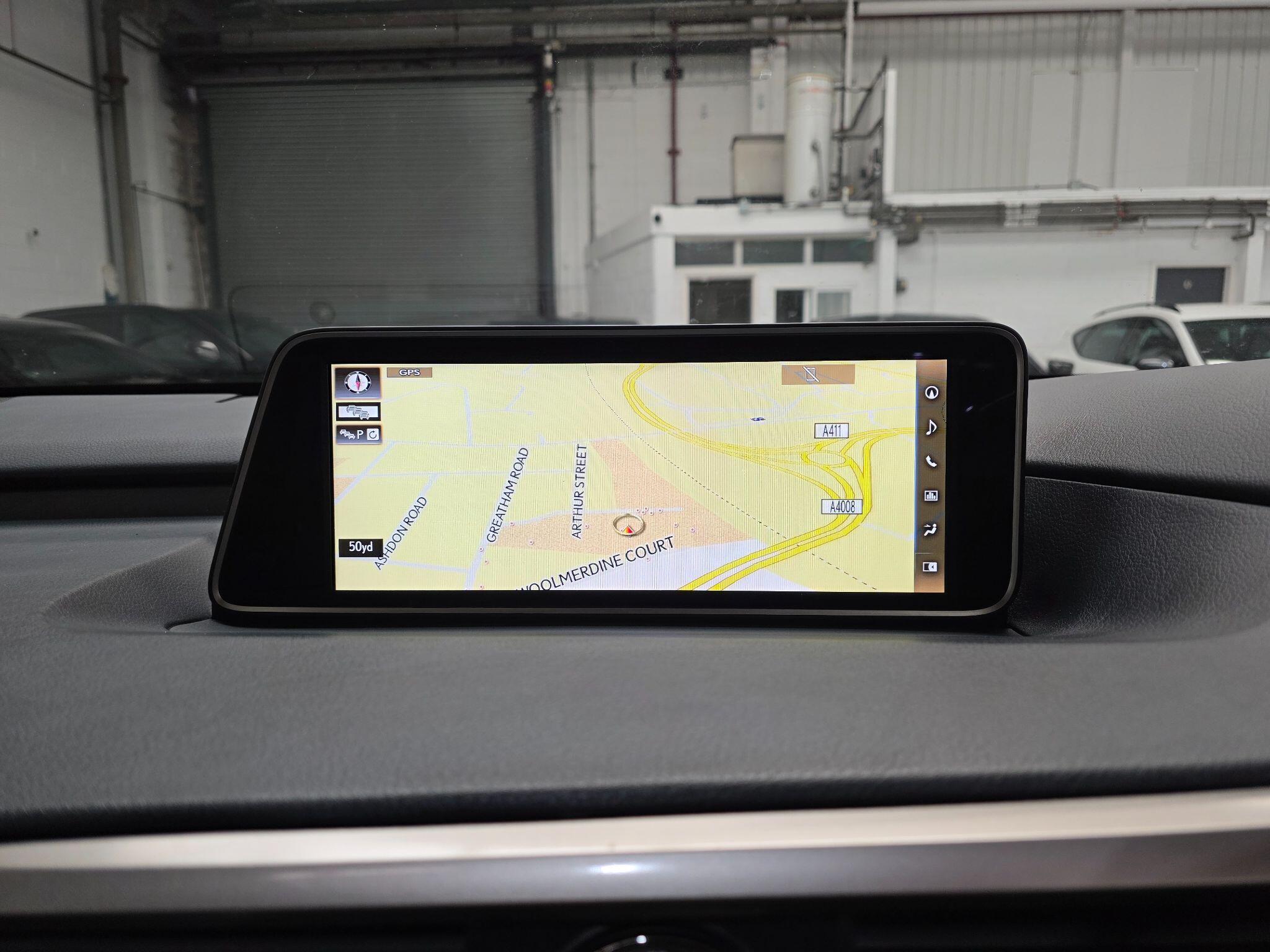 Lexus RX view 8