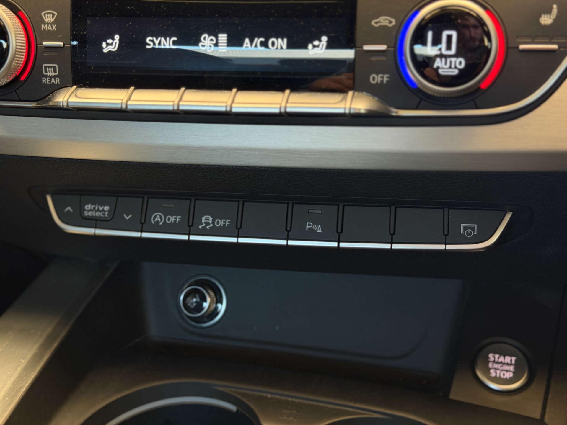 Audi A4 view 29