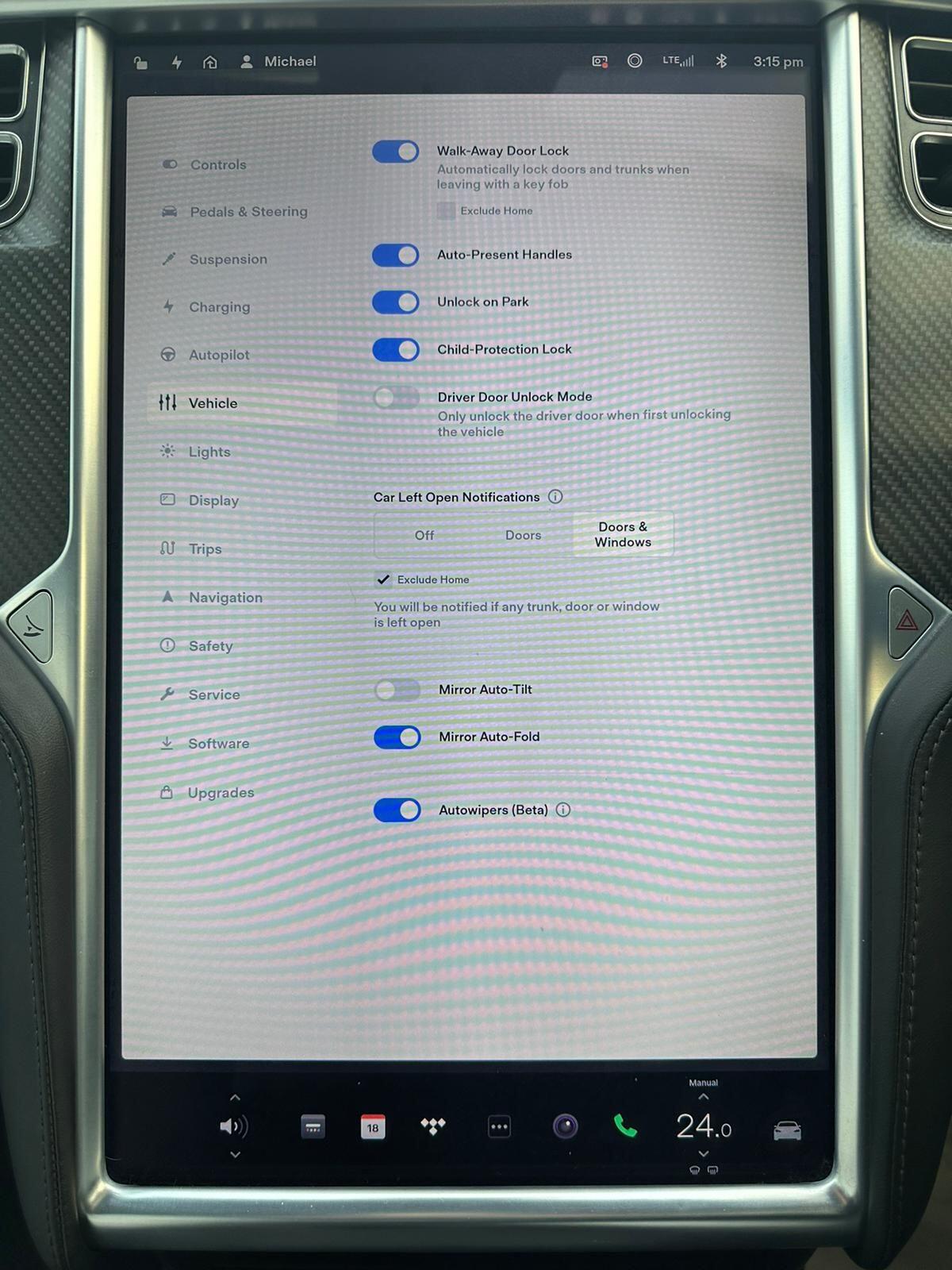 2018 Tesla Model S 75D (Dual Motor) Auto 4WD 5dr • 50,297 miles image 18