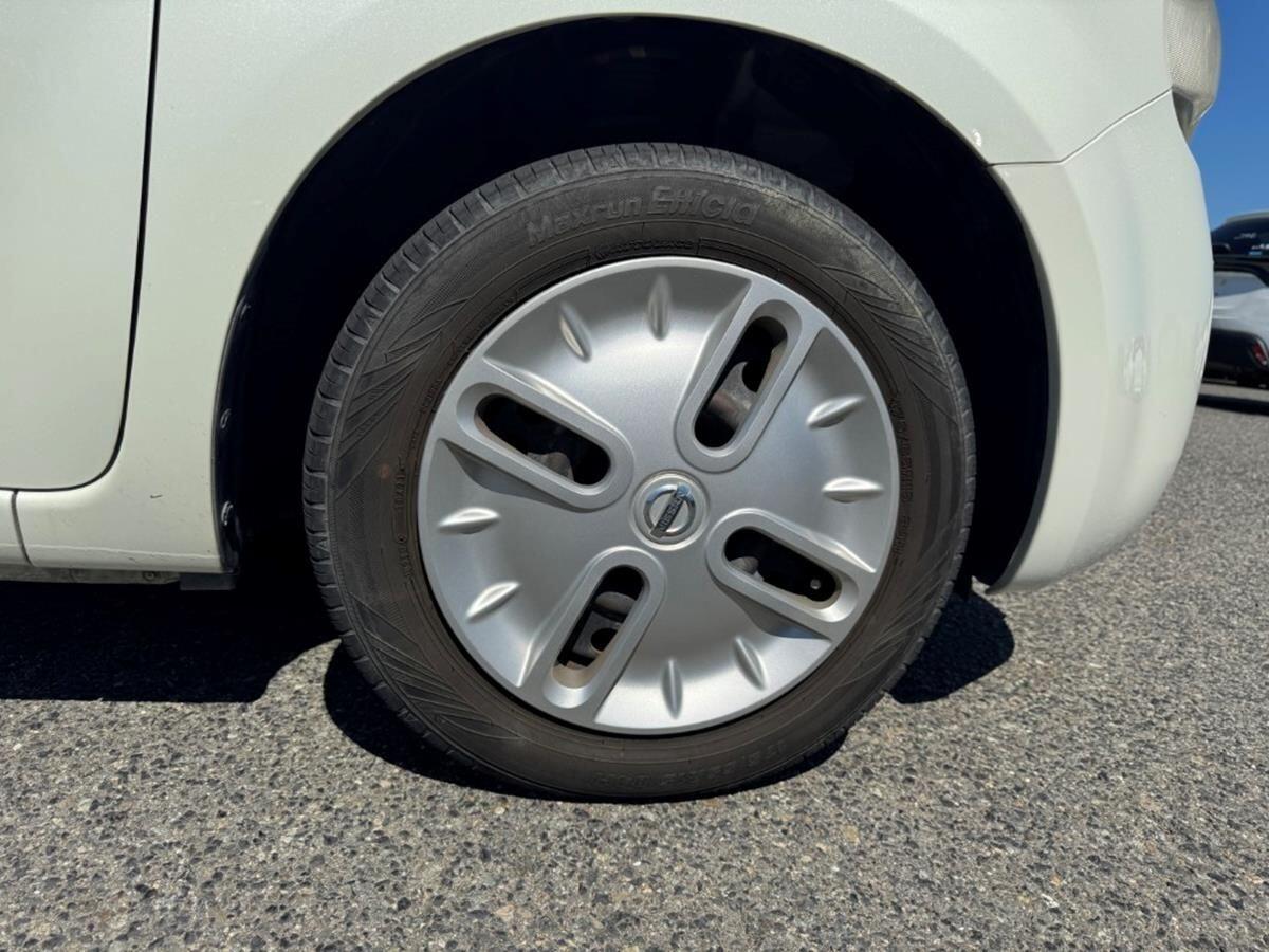 Nissan Cube view 22