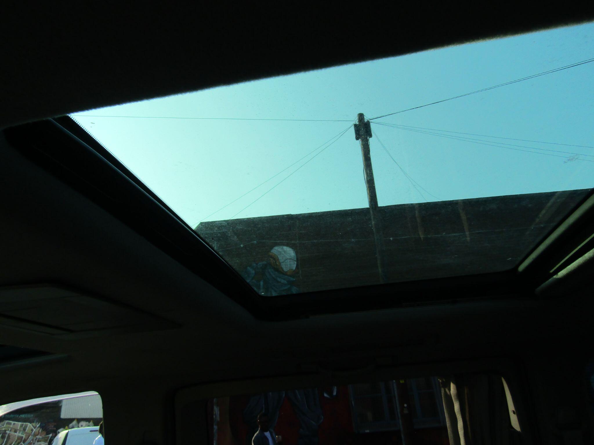 Nissan Elgrand view 19