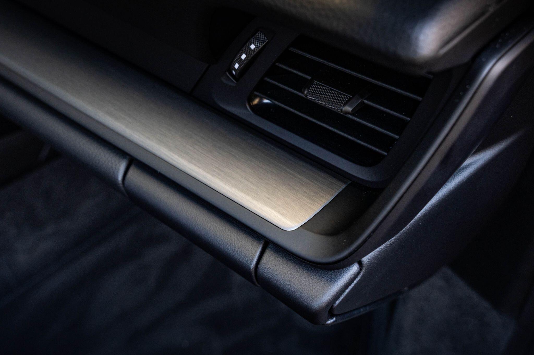 Porsche 911 view 57
