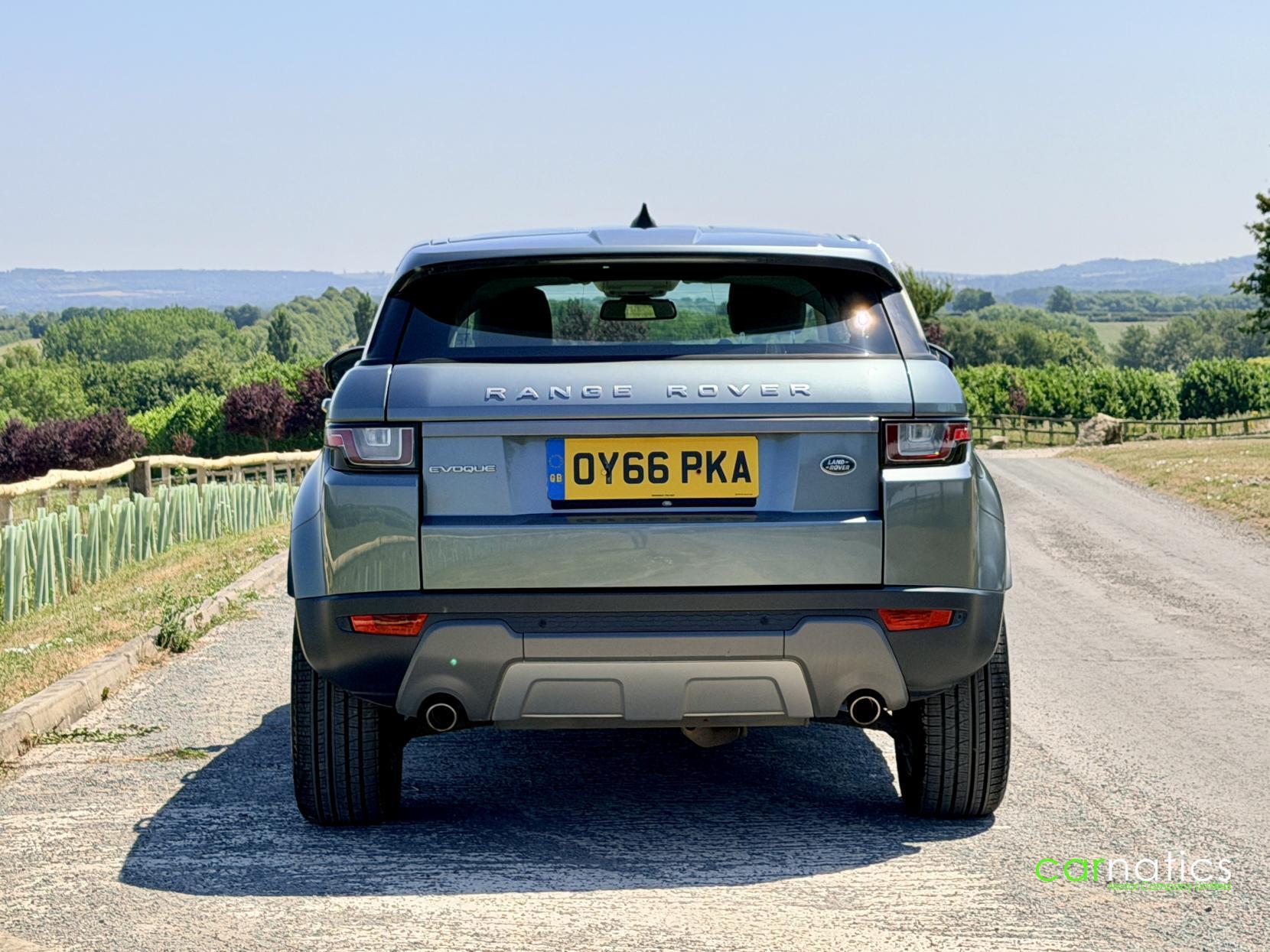 Land Rover Range Rover Evoque view 4