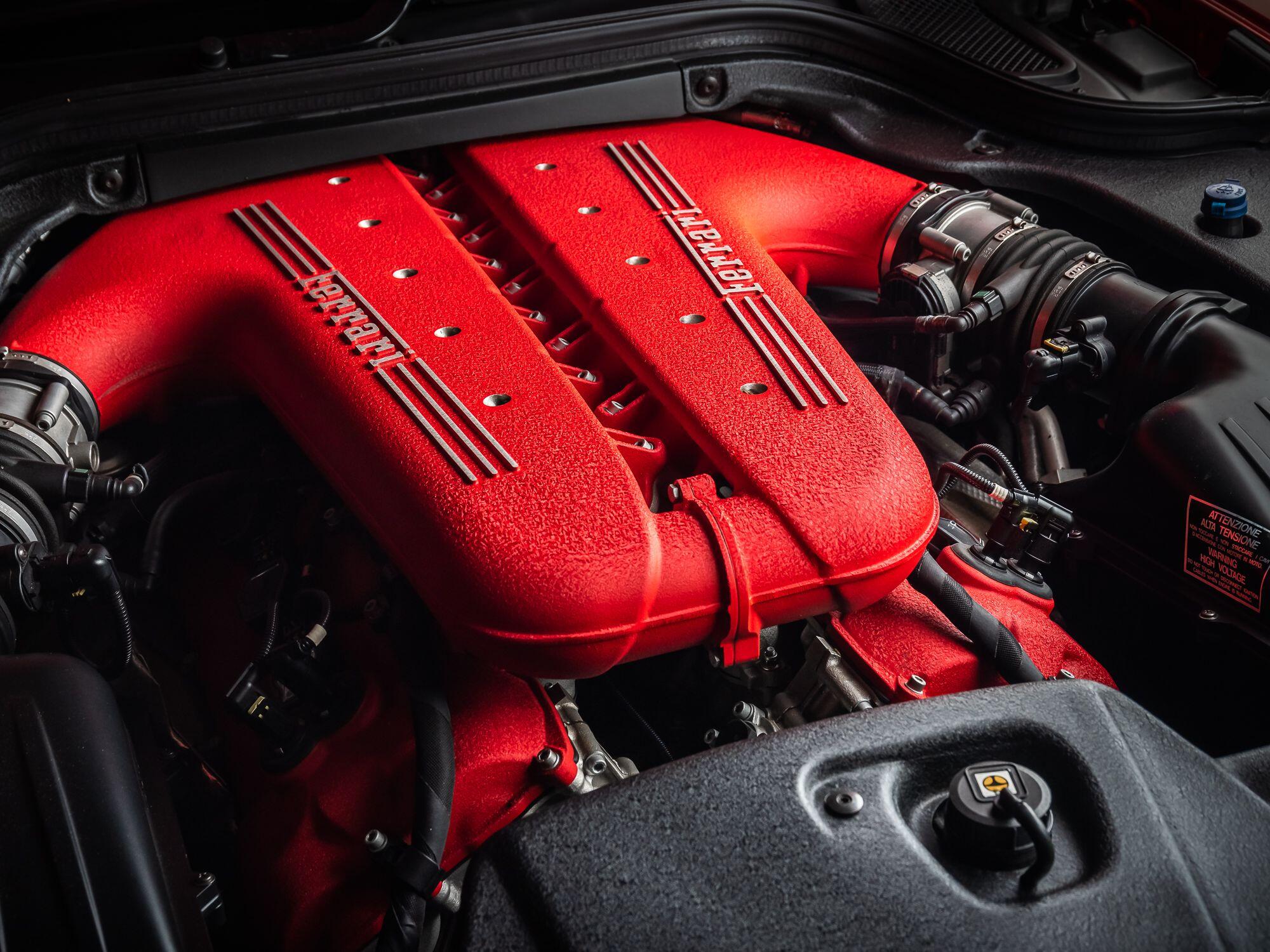 Ferrari 599 view 12