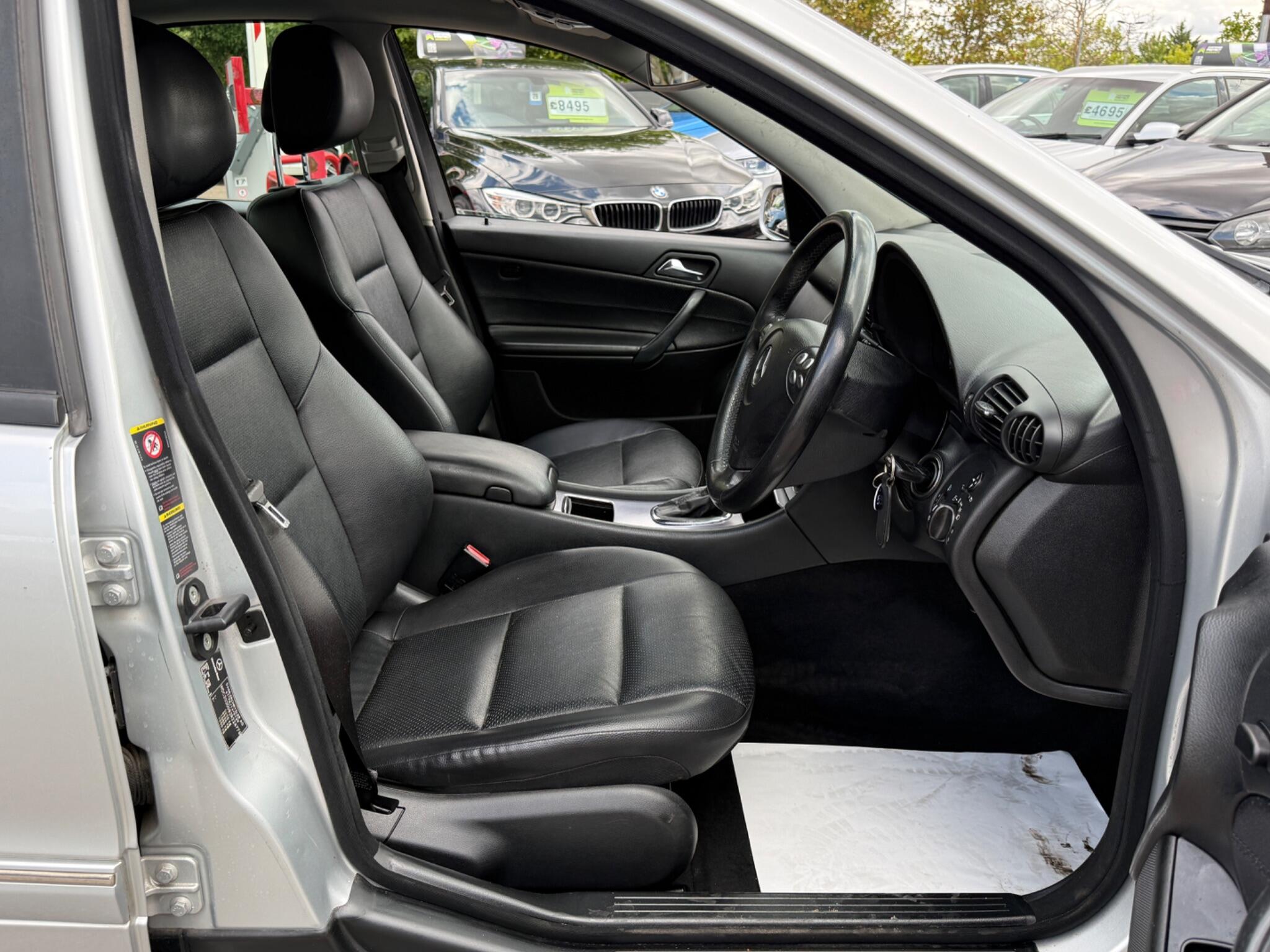 Mercedes-Benz C Class - Image 27