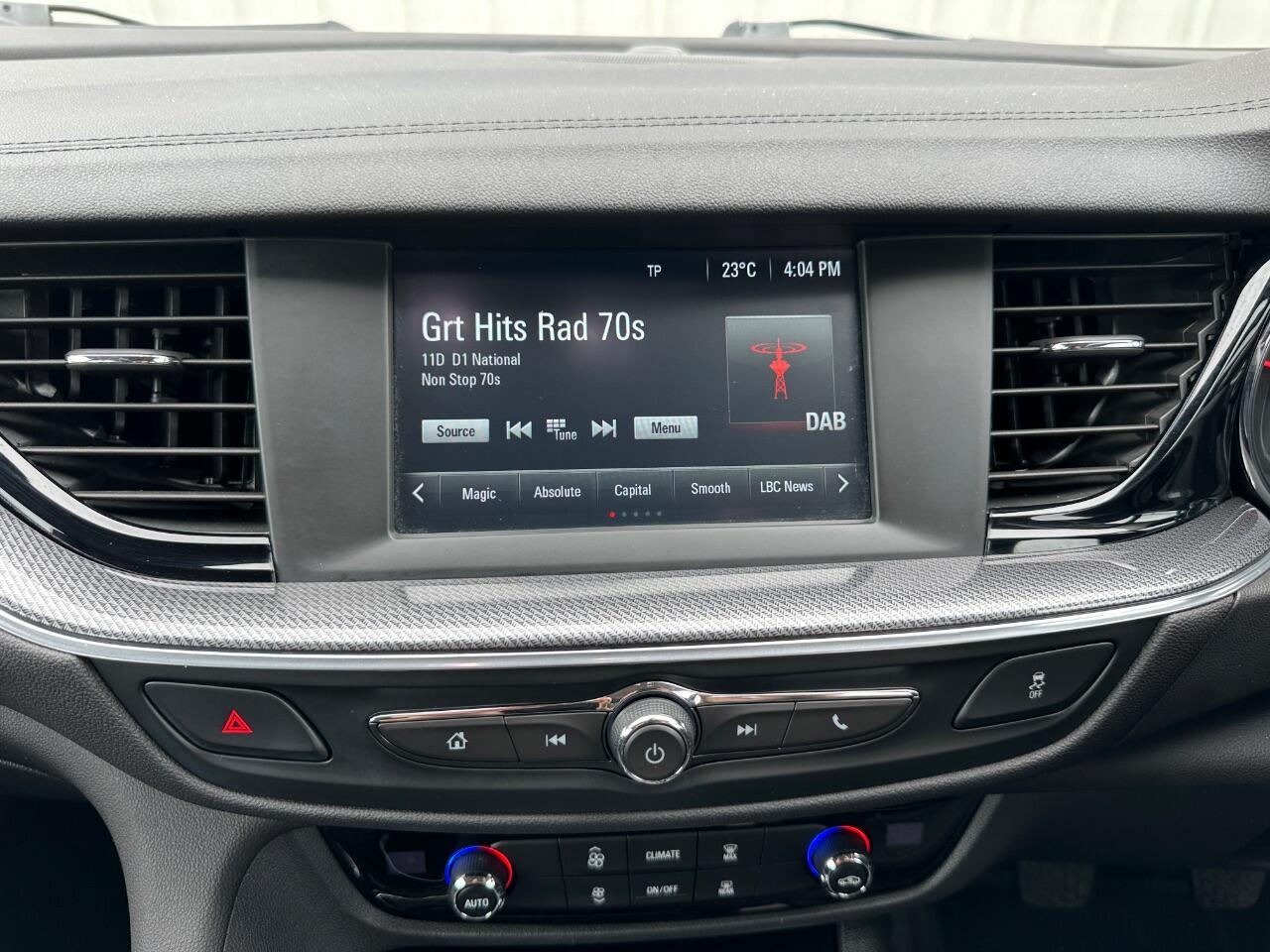 Vauxhall Insignia view 17