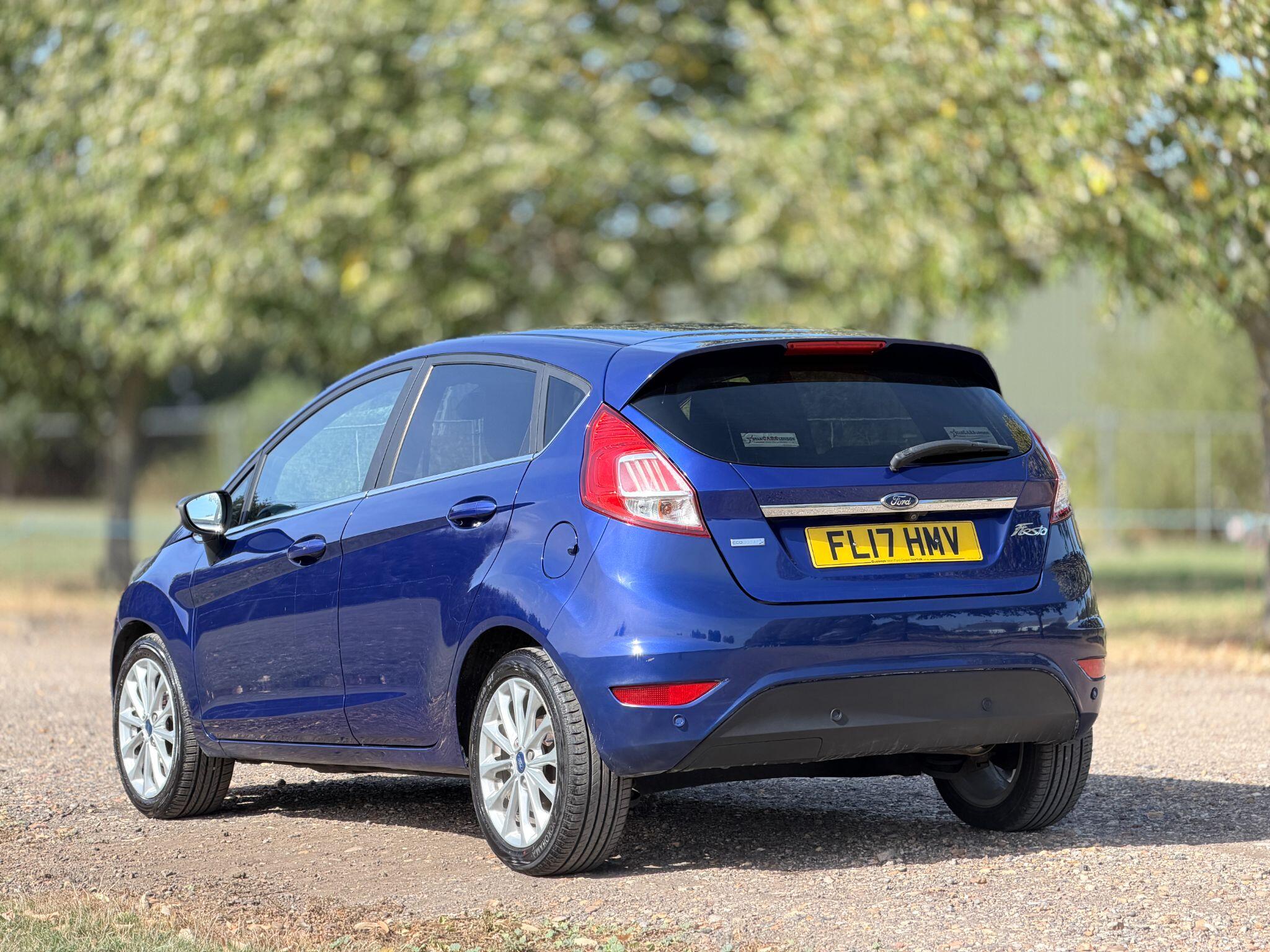 Ford Fiesta view 12