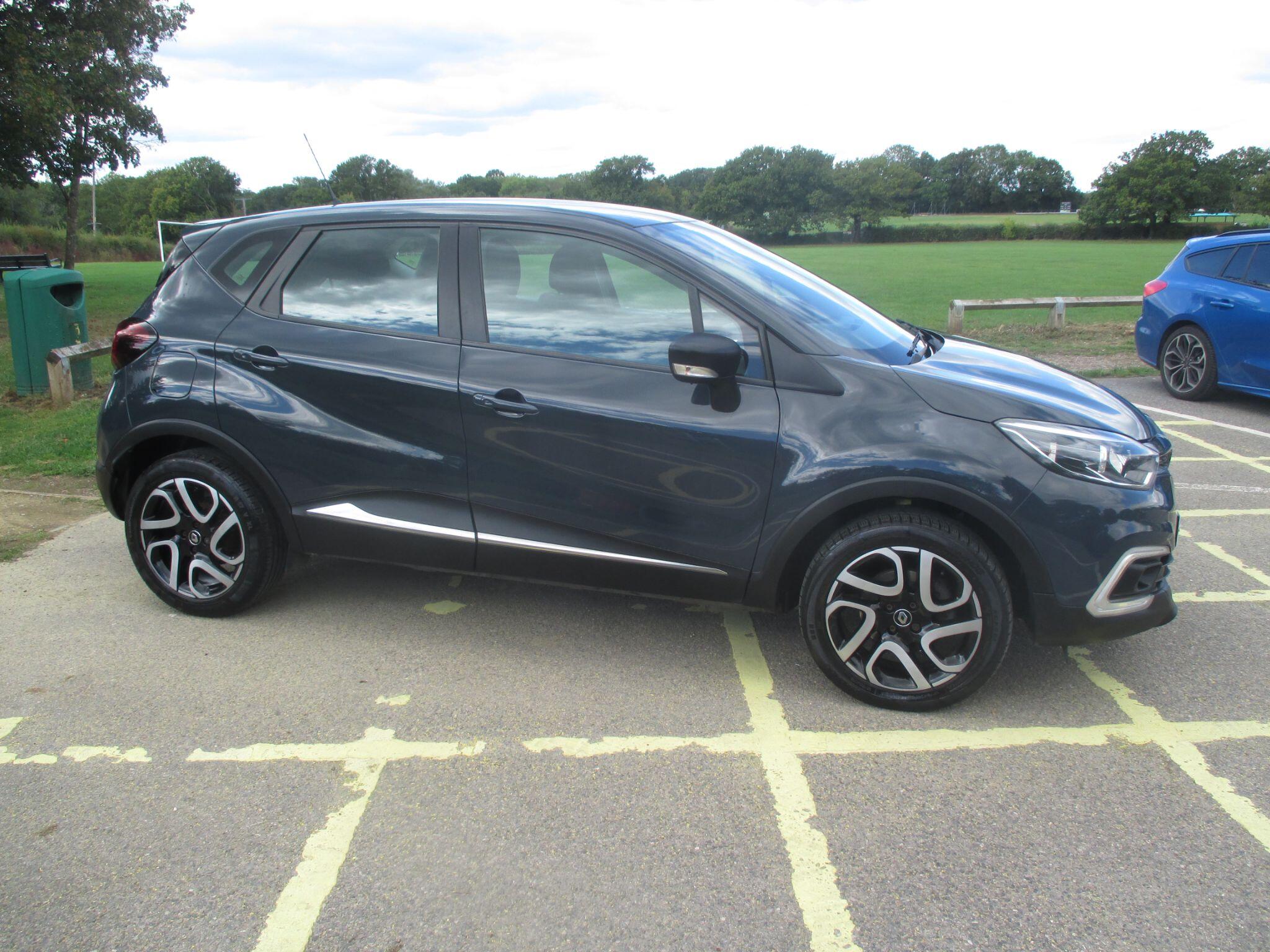 Renault Captur view 7