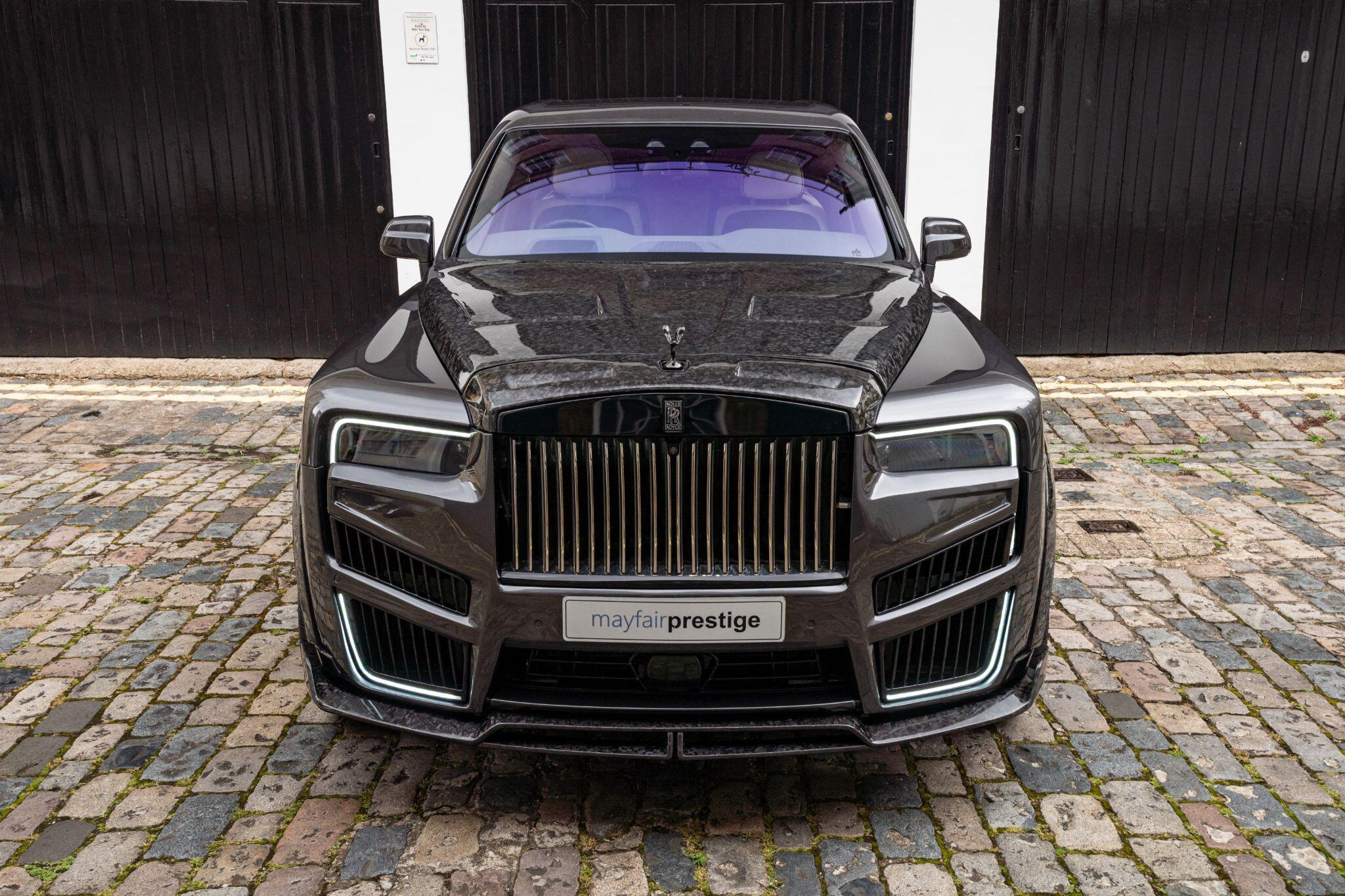 Rolls-Royce Cullinan view 5