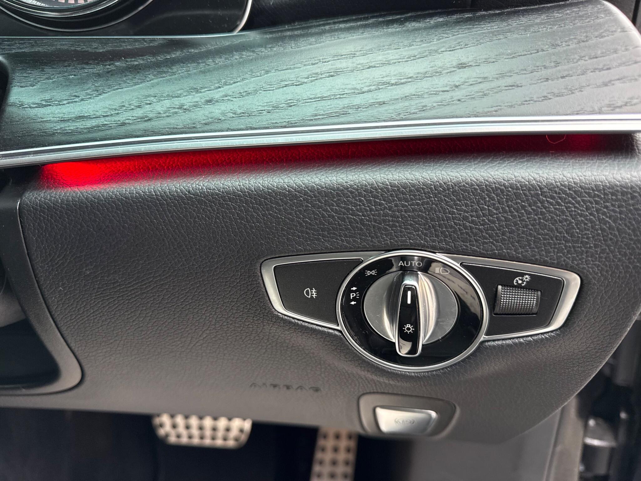 Mercedes-Benz E-Class view 17