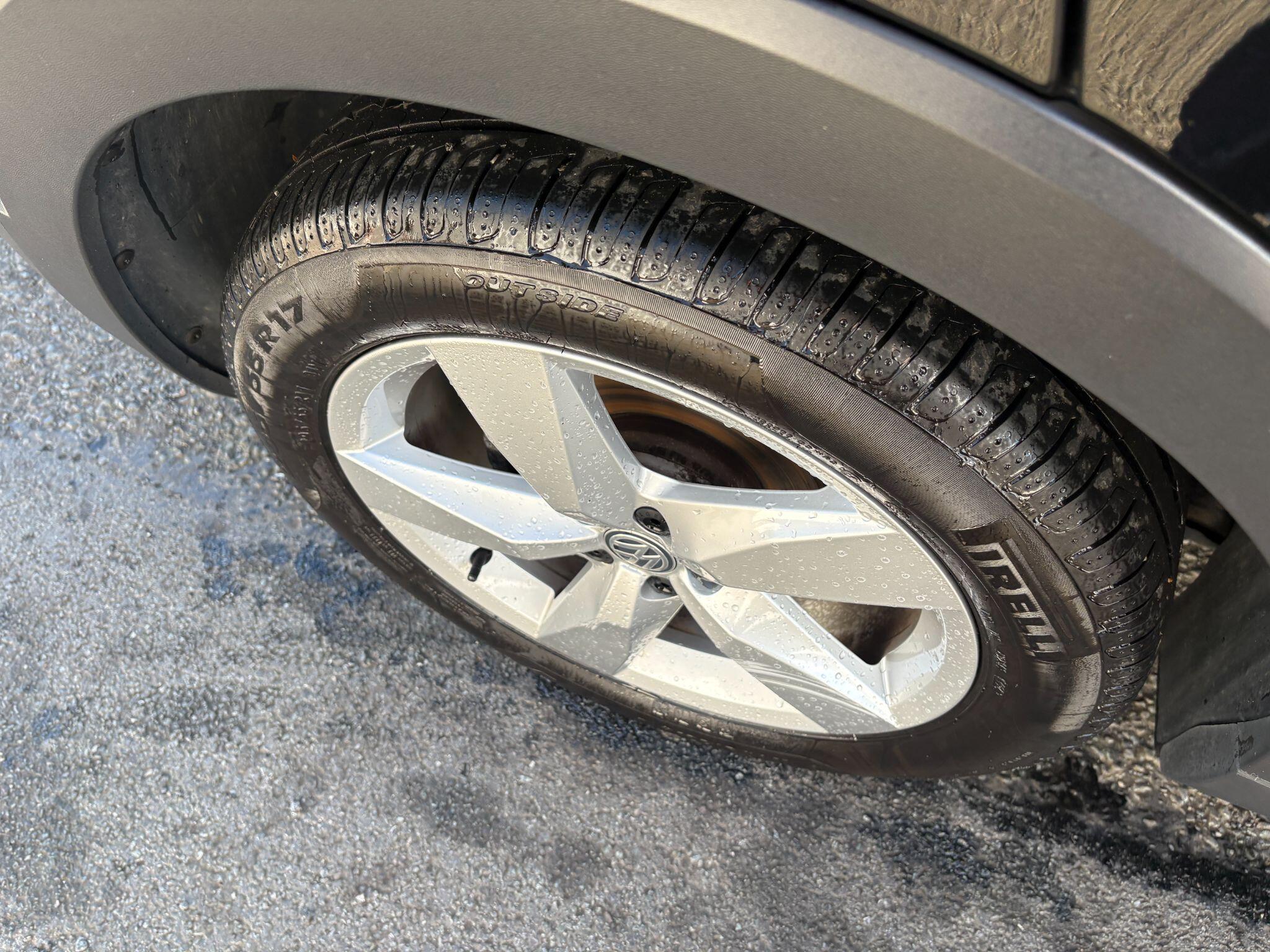 Volkswagen T-Cross view 15
