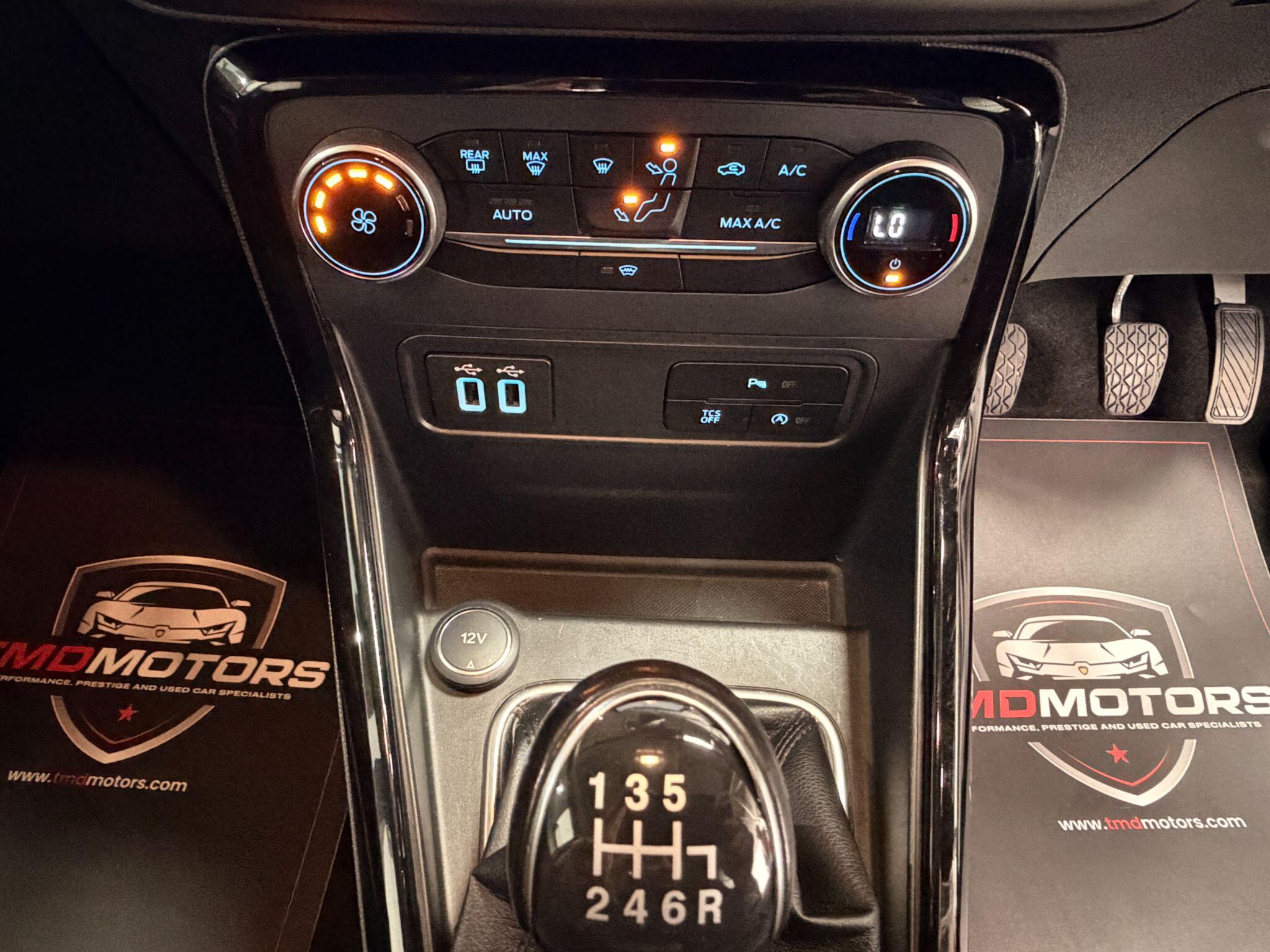 Ford Ecosport view 15
