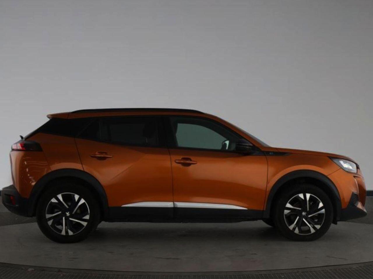 Peugeot e-2008 view 2