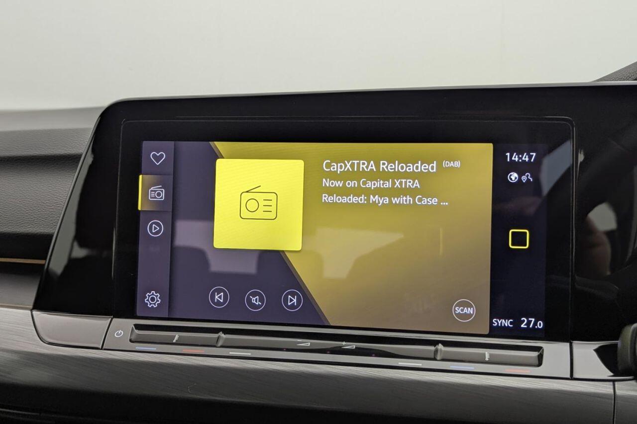 Volkswagen Golf view 34
