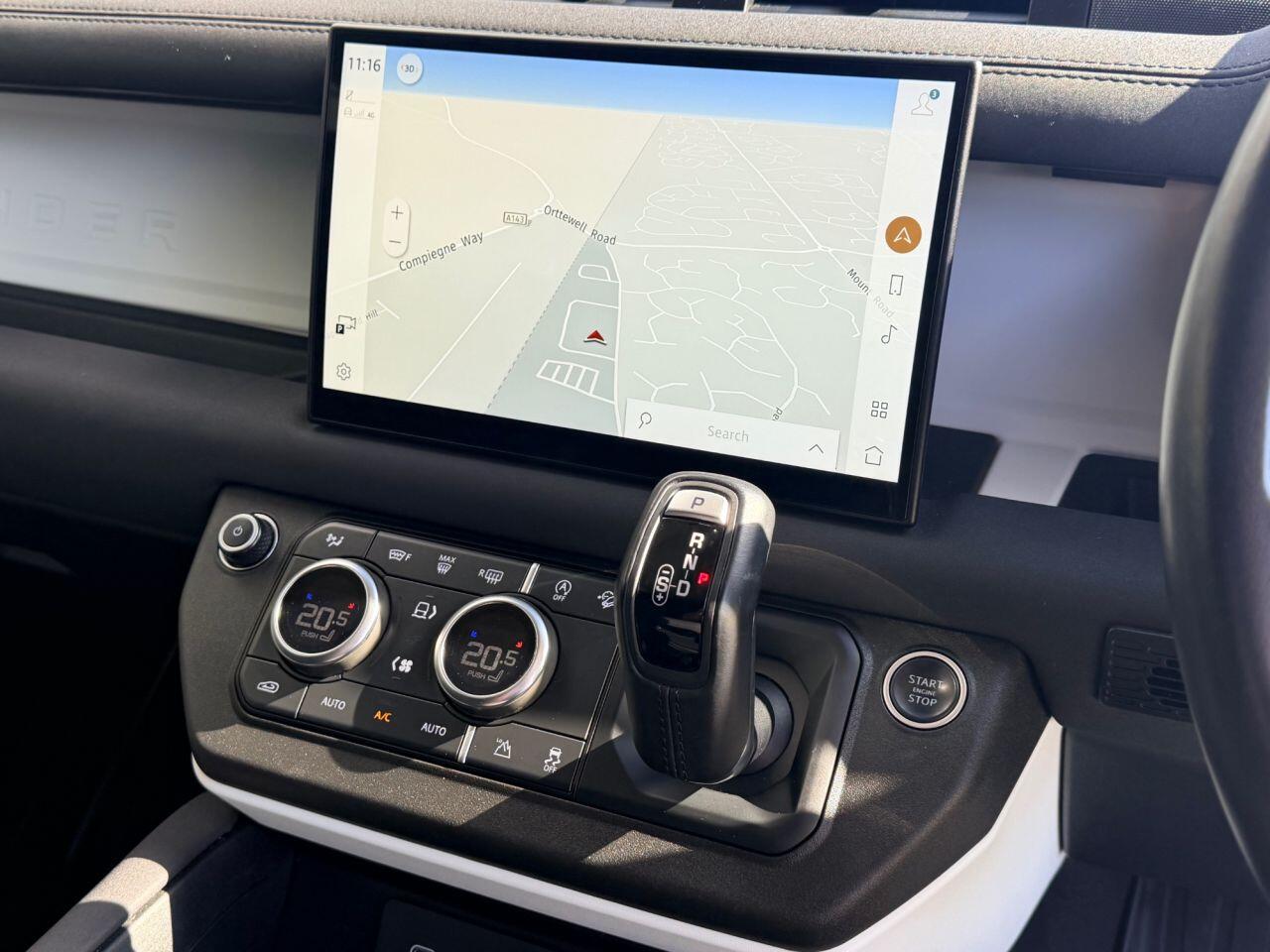 Land Rover Defender view 23