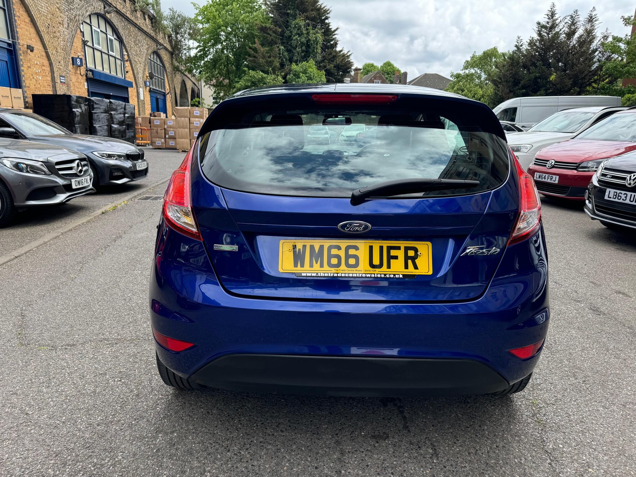 Ford Fiesta view 8