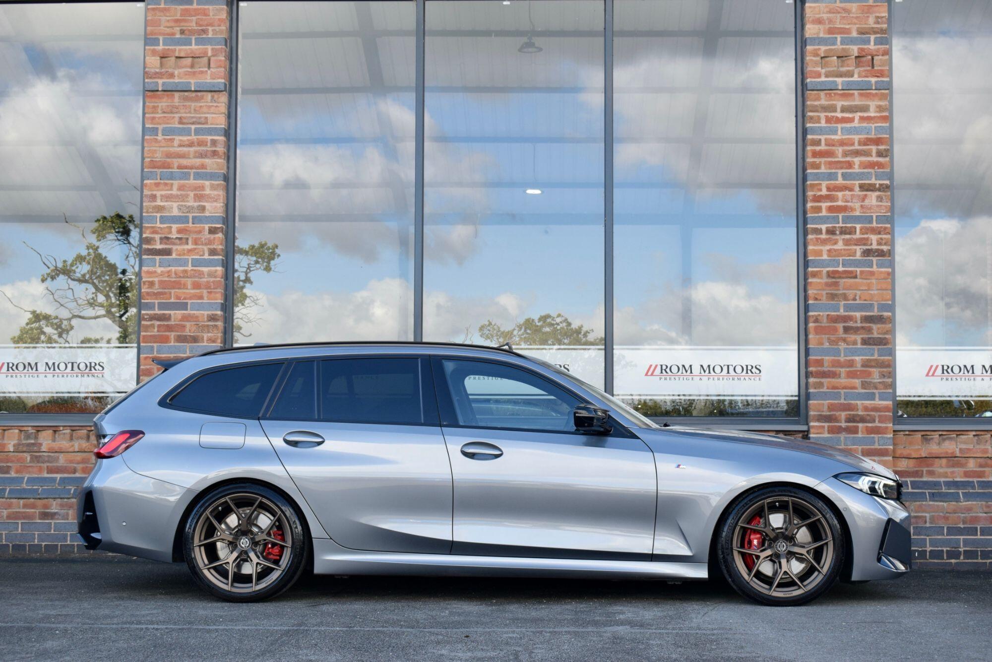 BMW 3 Series view 9