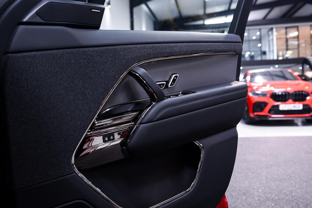 Land Rover Range Rover Sport view 29