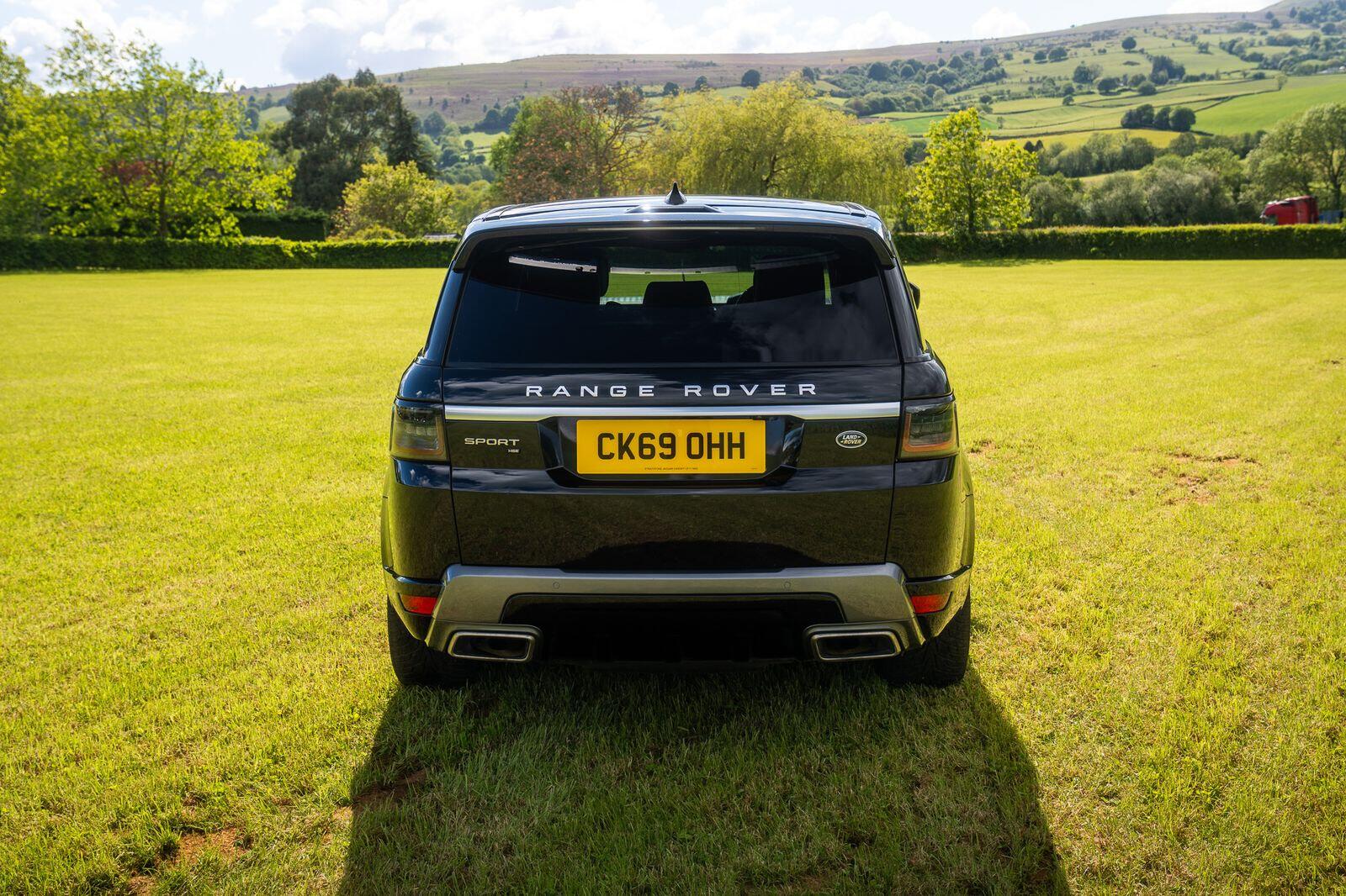 Land Rover Range Rover Sport view 5