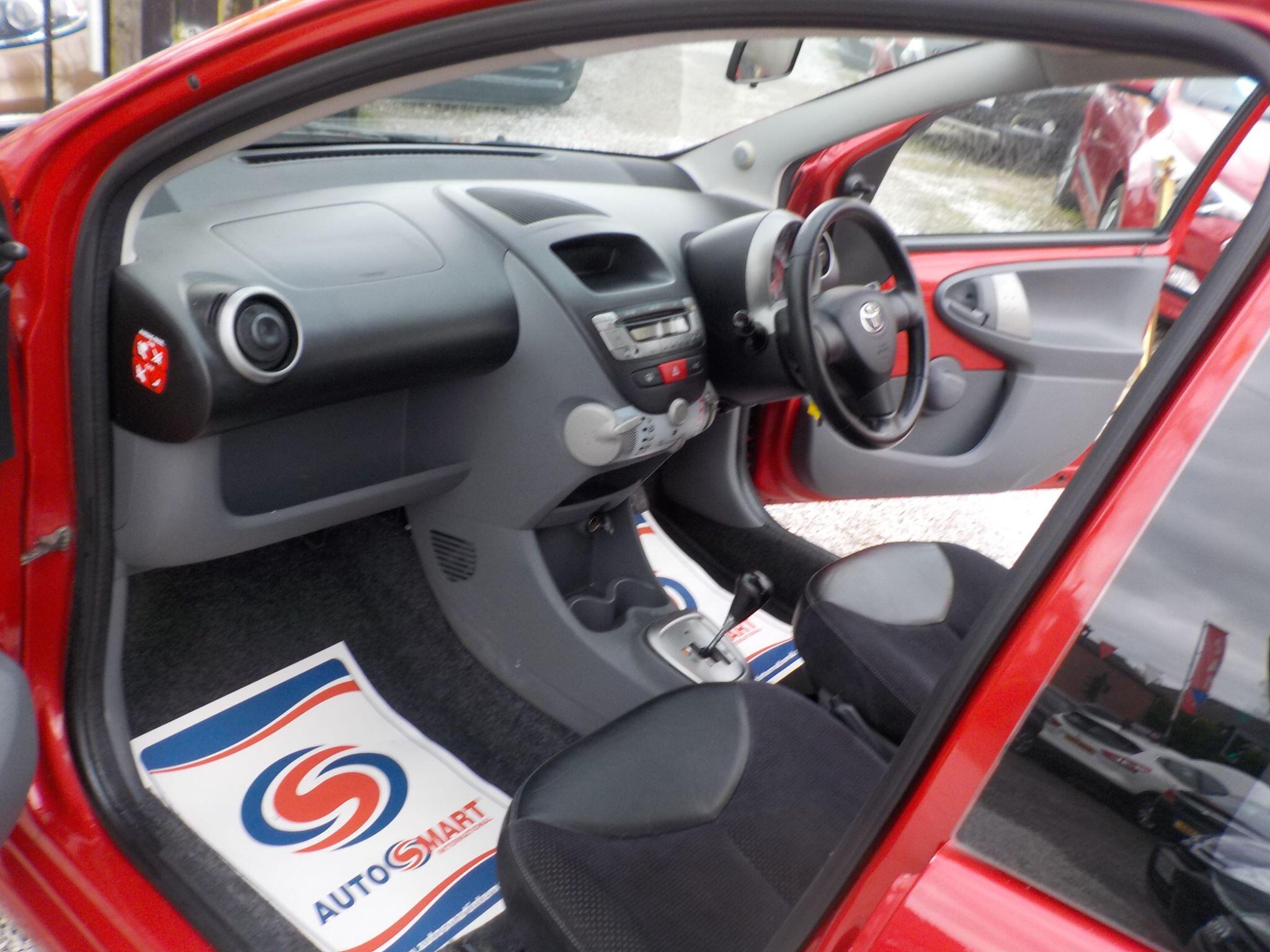 Toyota AYGO 1.0 VVT-i Ice MultiMode Euro 5 5dr