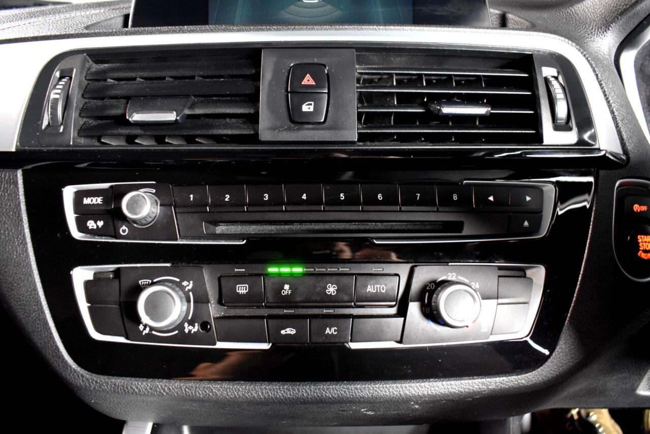 BMW 1 Series view 30