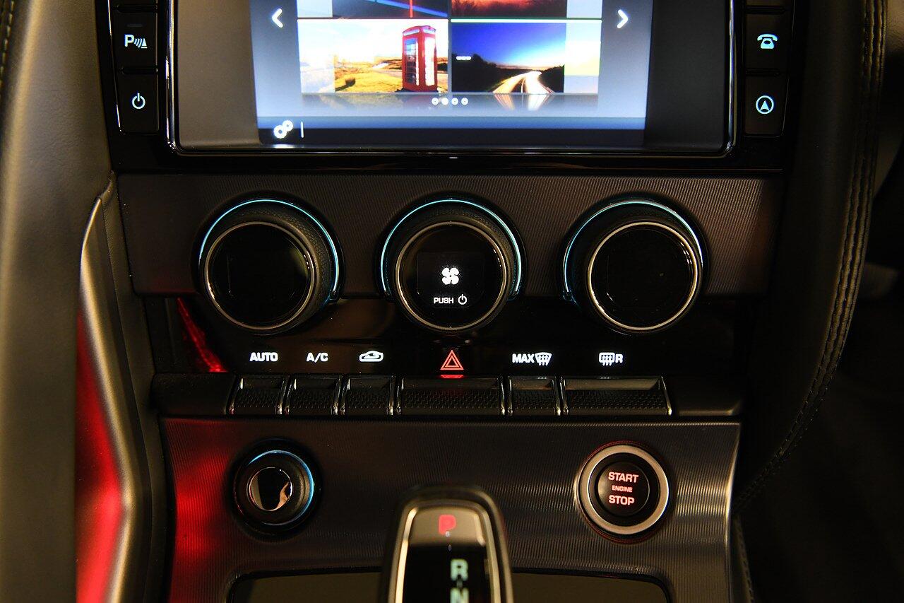 Jaguar F-Type view 19