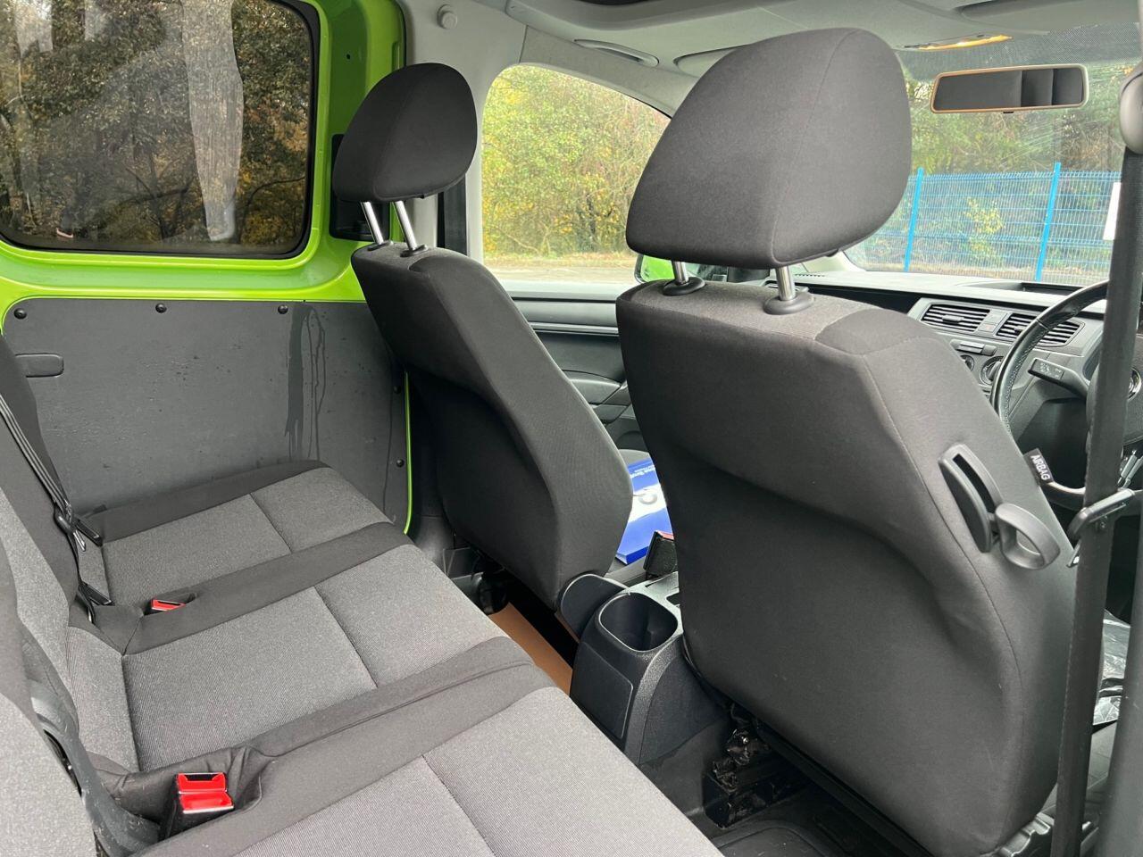 Volkswagen Caddy Maxi view 20