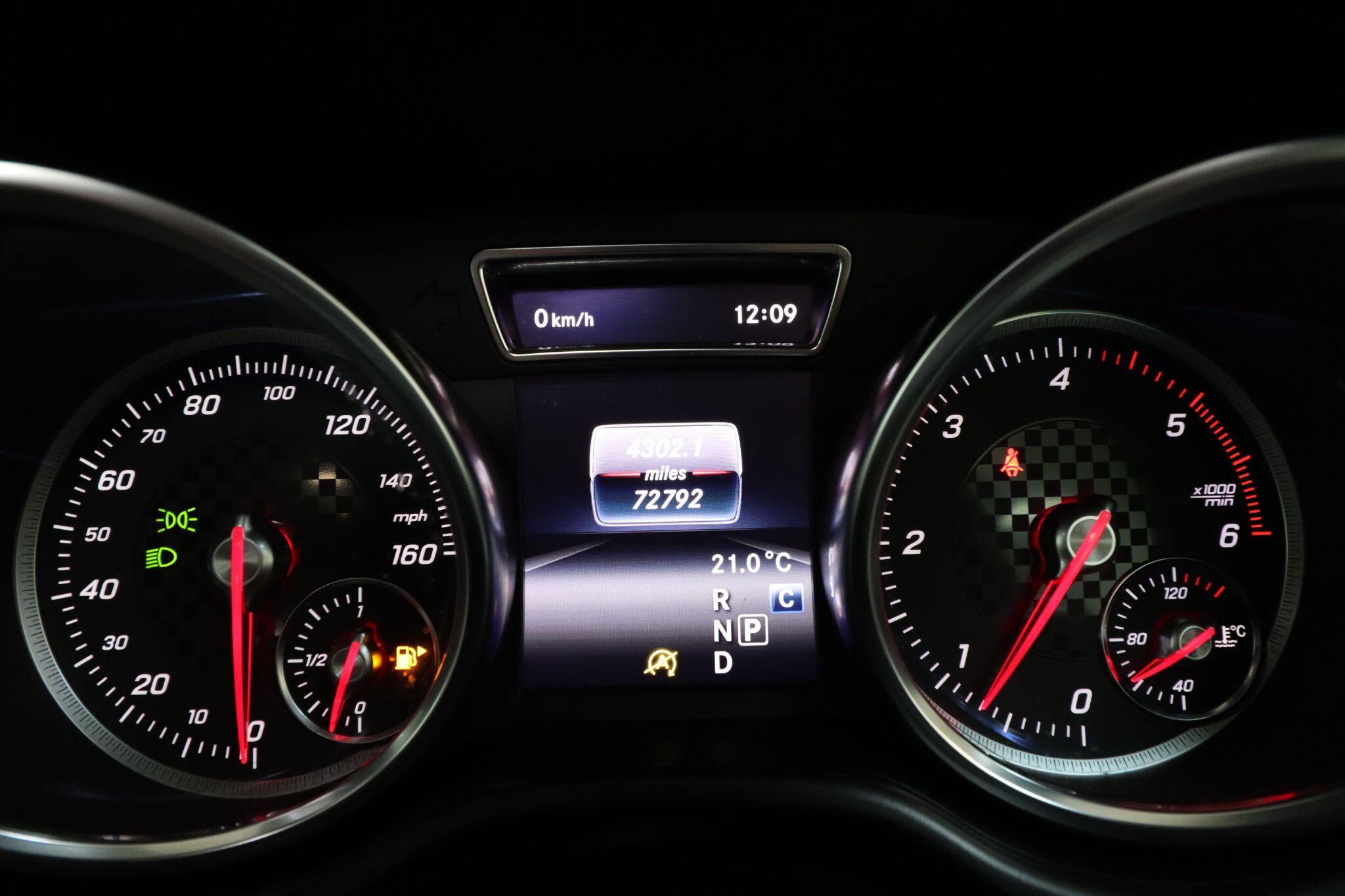Mercedes-Benz Gle view 36