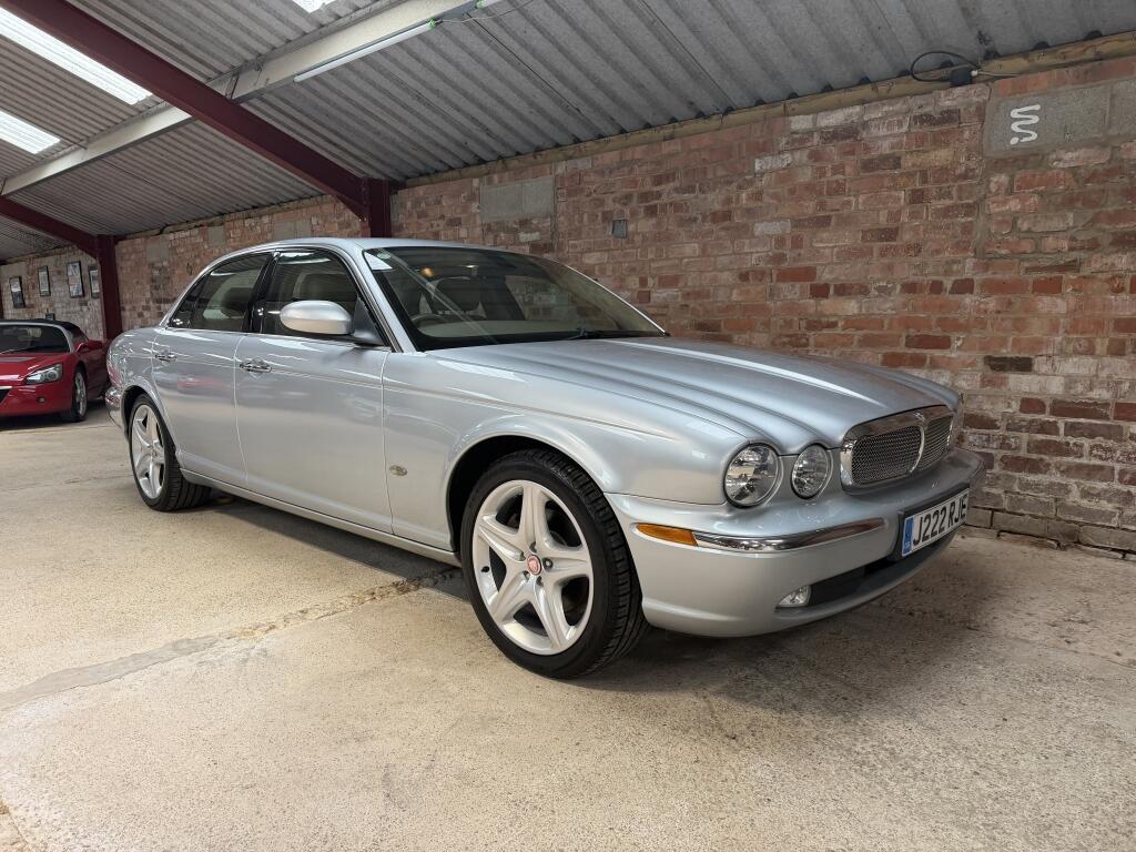 2006 Jaguar XJ in Silver for sale