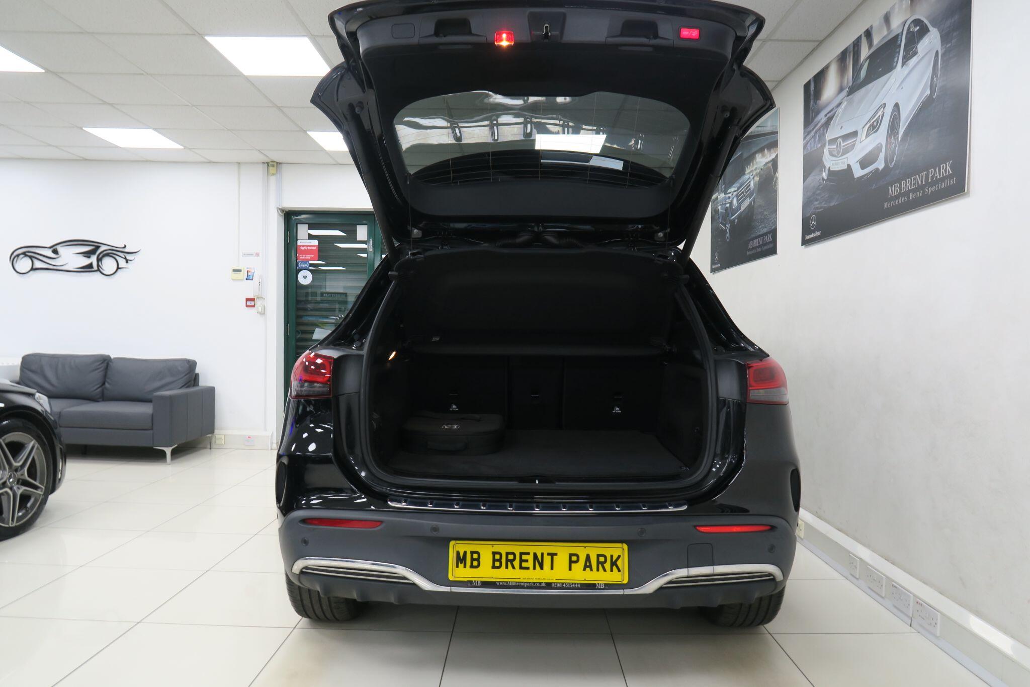 Mercedes-Benz Eqa view 21