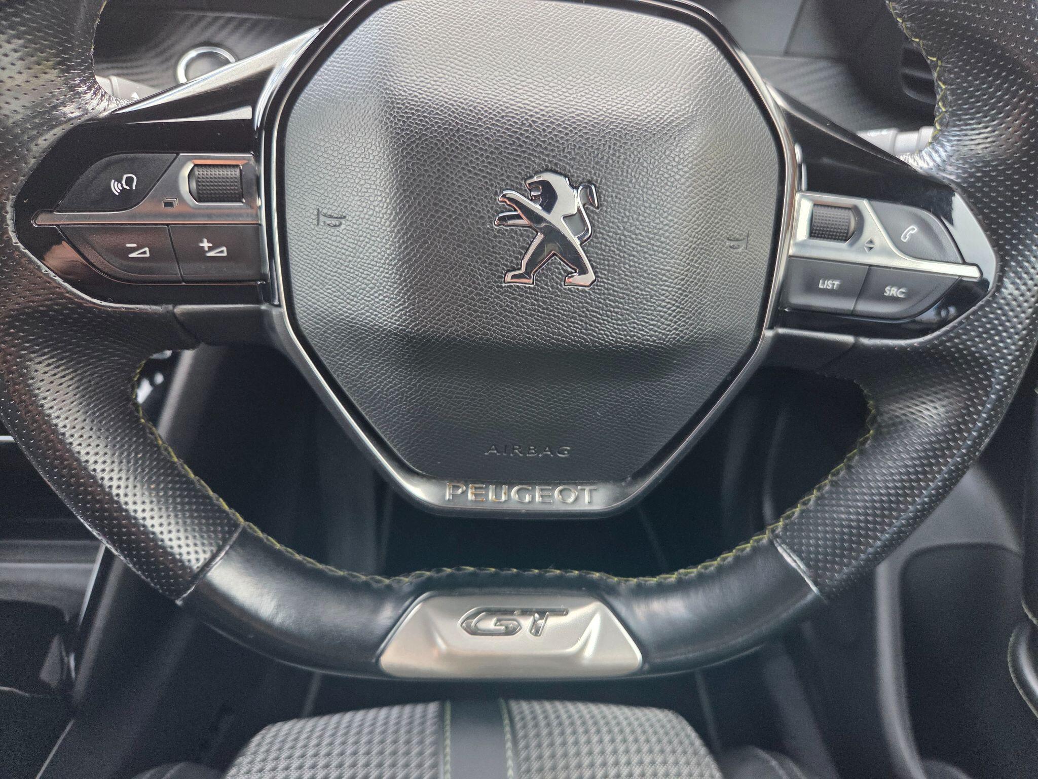 Peugeot e-2008 view 23