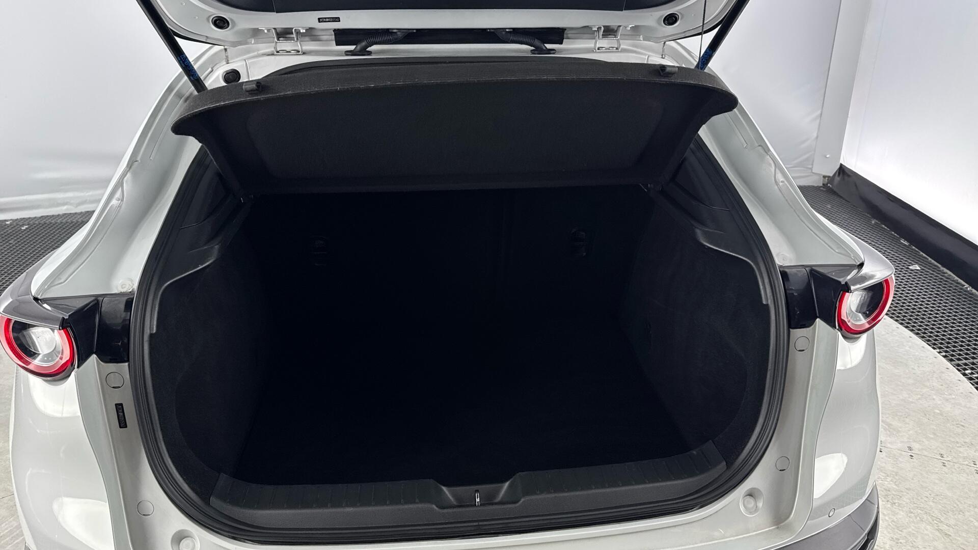 Mazda CX-30 view 15