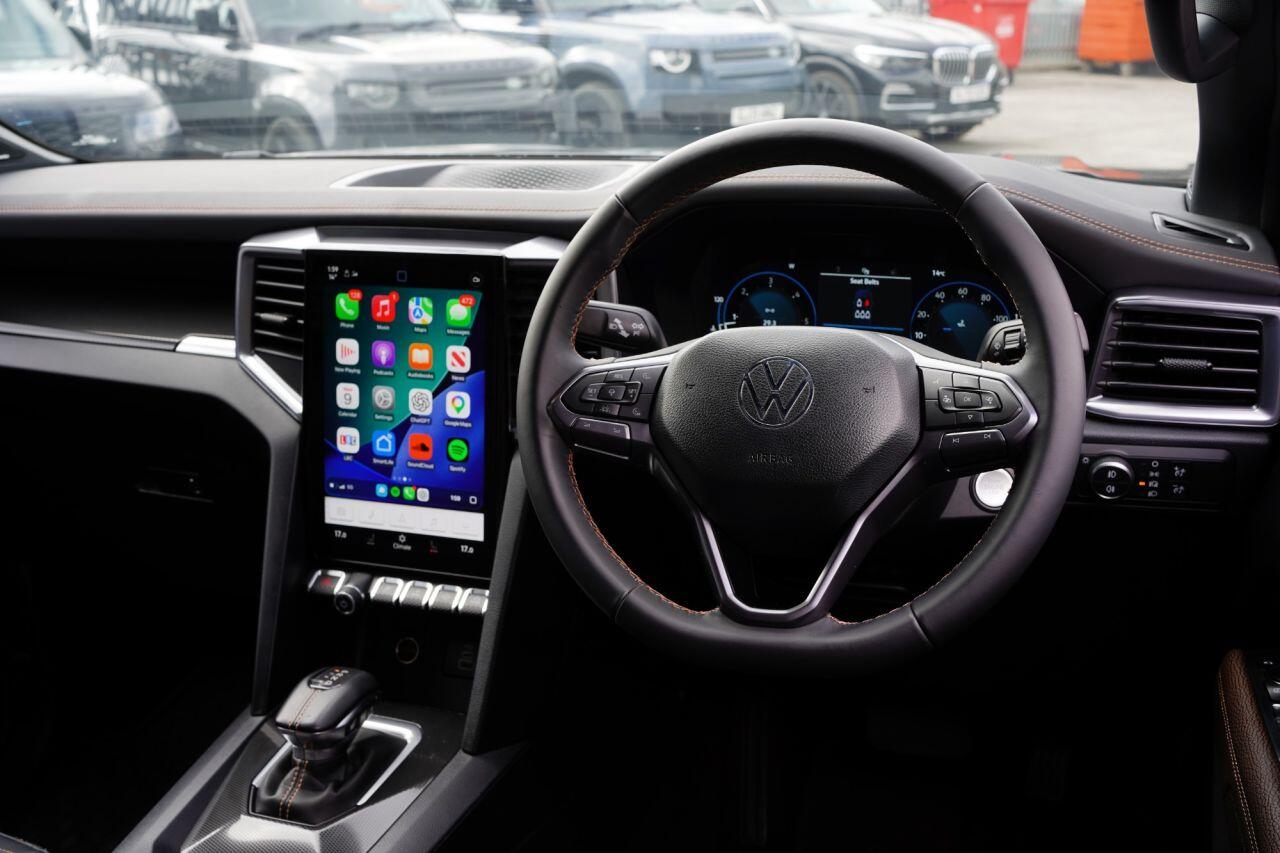 Volkswagen Amarok view 2