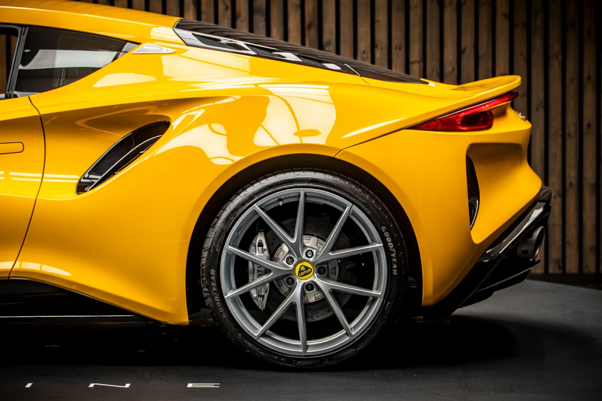 Lotus Emira view 18